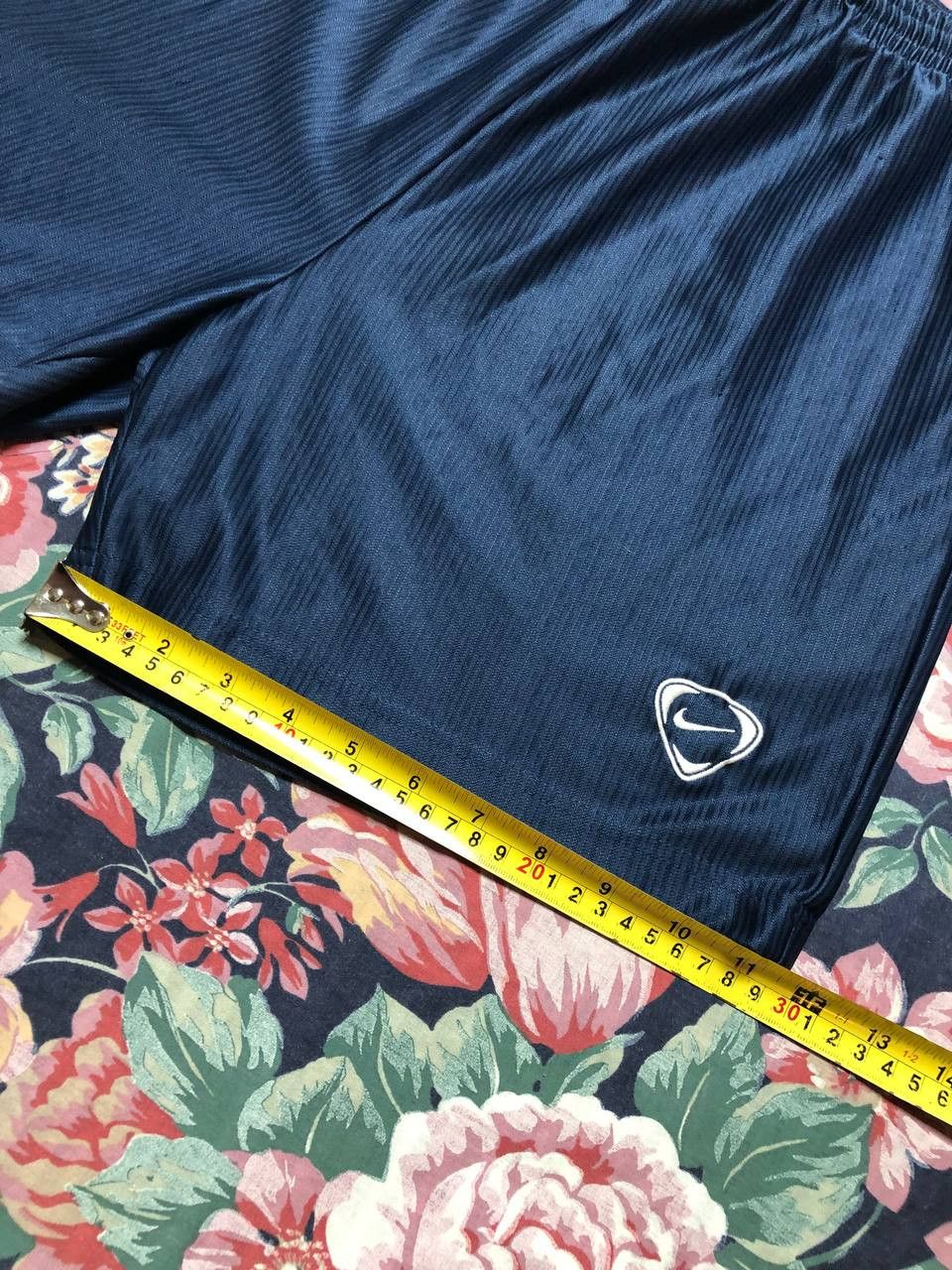 Nike Nike Shorts Size US 30 / EU 46 - 6 Thumbnail