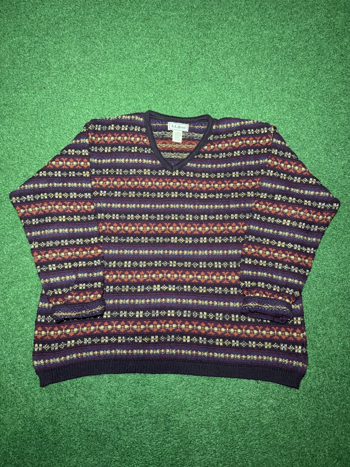 L.L. Bean Vintge LL Bean V Neck Fair Isle Cotton Linen M Knit Sweater Size M / US 6-8 / IT 42-44 - 1 Thumbnail