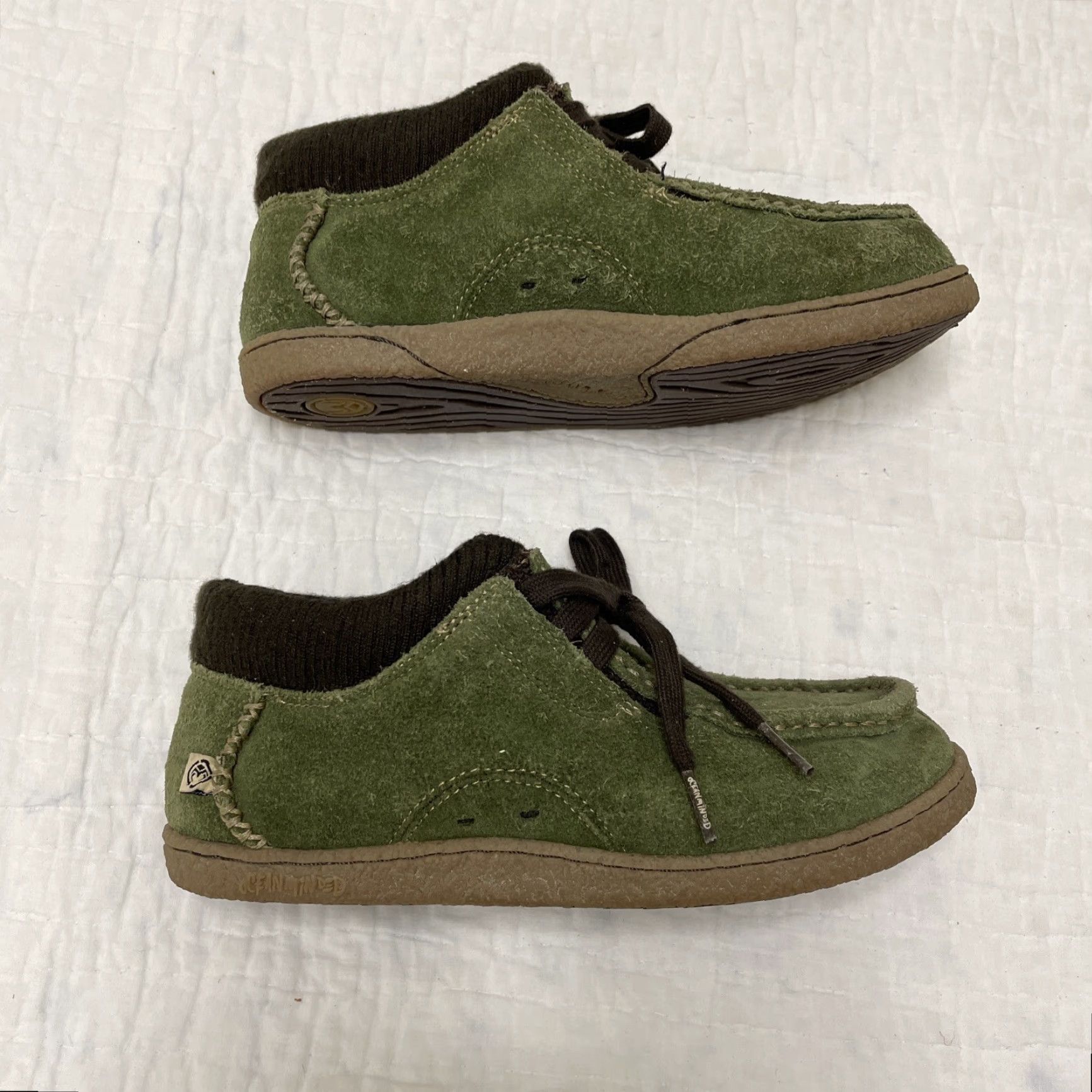 Vintage Ocean Minded Dune Rider Green Suede Lace Up Chukka Sneakers Size 6 EU 38 Unisex Adults Casual Shoes Size US 6 / EU 39 - 5 Thumbnail
