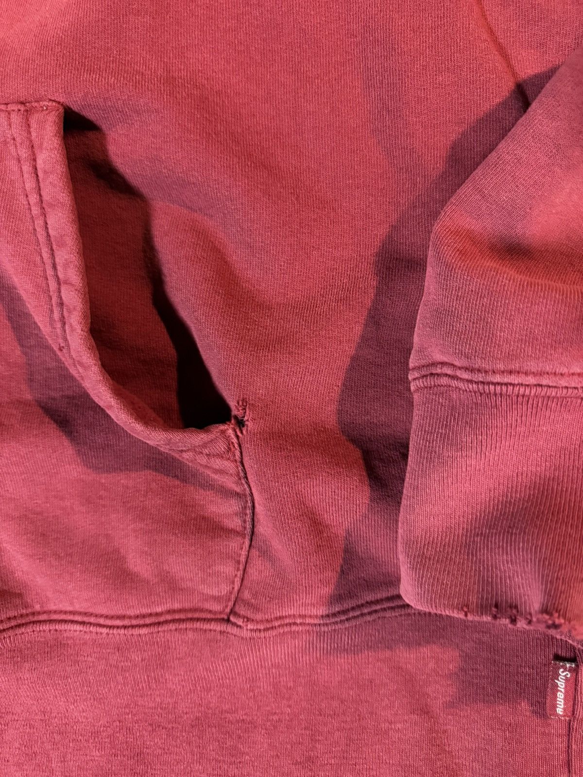 Supreme Supreme tag hoodie Size US L / EU 52-54 / 3 - 7 Thumbnail