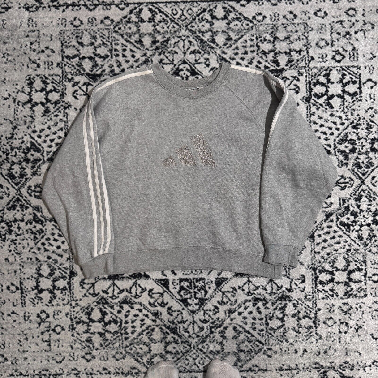 Adidas × Vintage Vintage Adidas Women's Gray Cotton Crewneck Size L Size US L / EU 52-54 / 3 - 1 Thumbnail