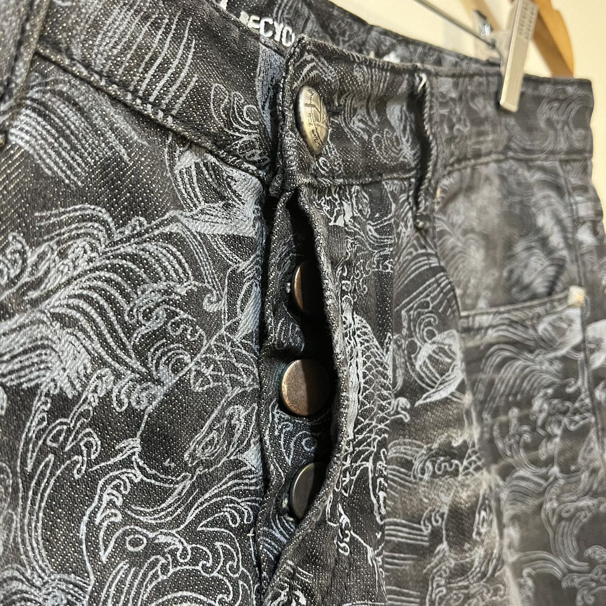Japanese Brand Korse by Rei Takahashi Koi Fish Button Fly Denim Pants Size US 32 / EU 48 - 9 Thumbnail