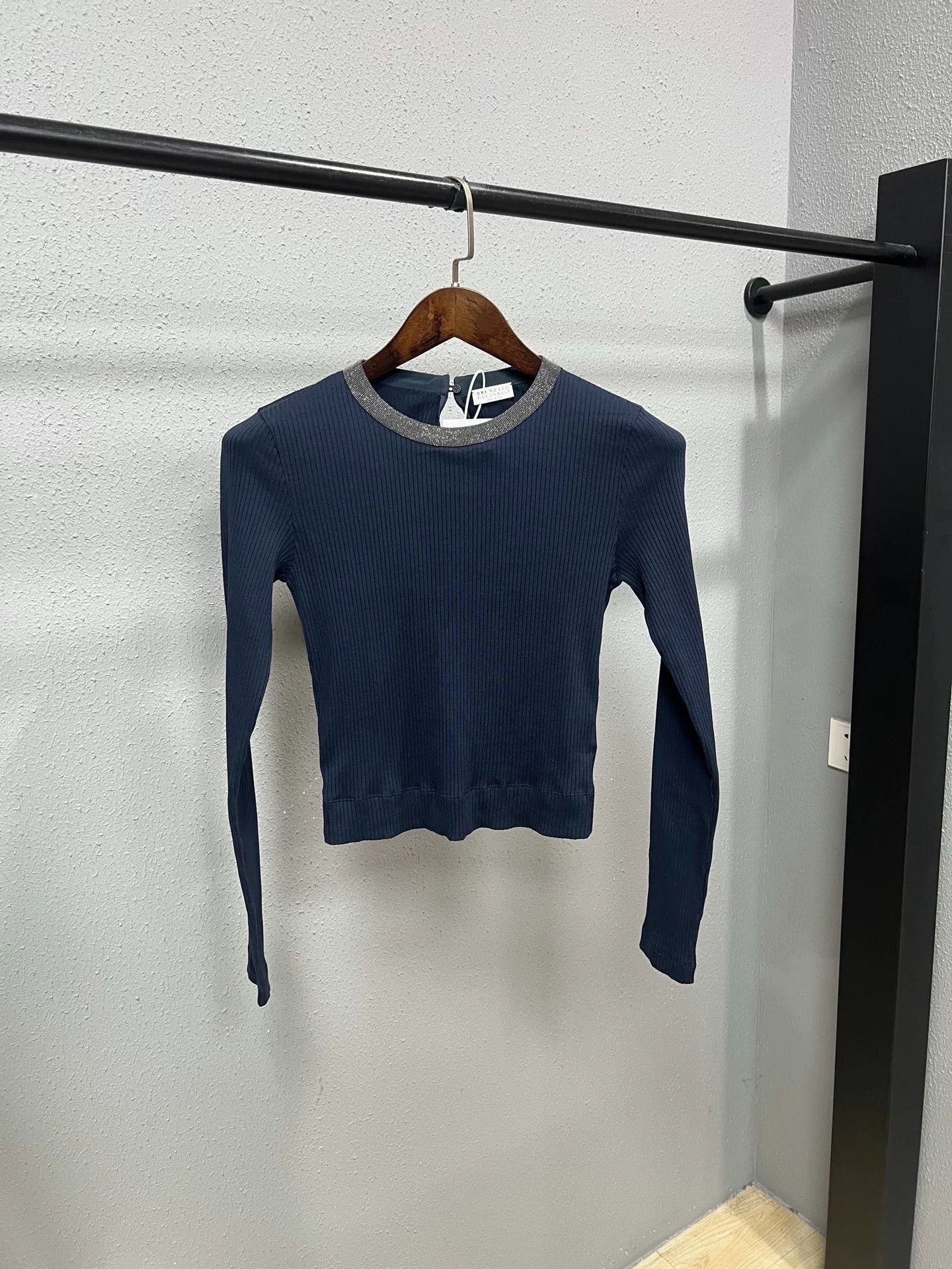 Brunello Cucinelli Brunello Cucinelli Dark Blue Beaded Knit Top Size US S / EU 44-46 / 1 - 1 Thumbnail