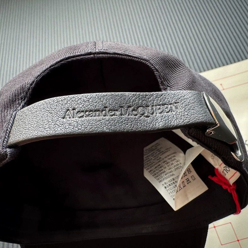 Alexander McQueen Alexander Mcqueen SizeM Sewing hats Size ONE SIZE - 5 Thumbnail