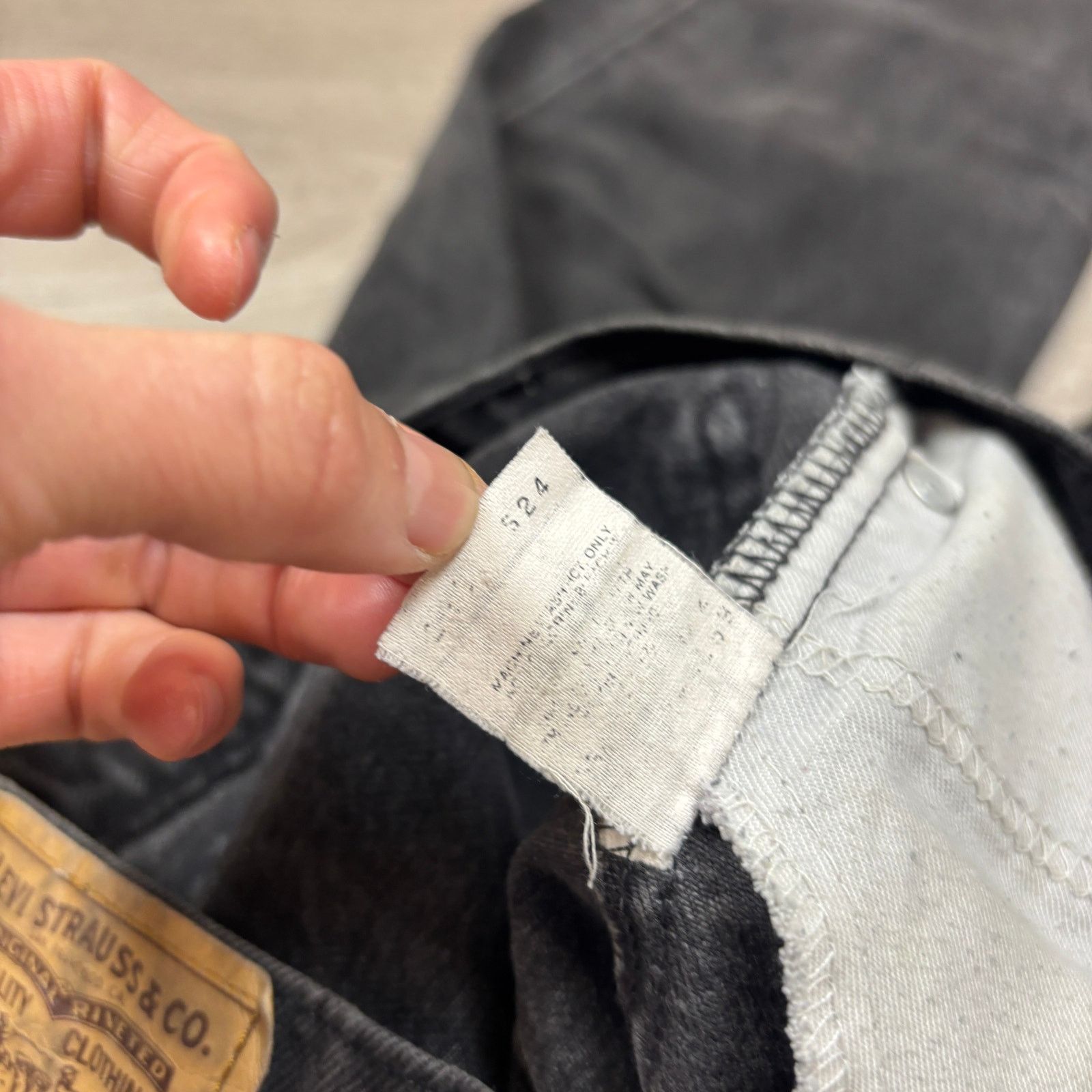 Levi's × Vintage Vintage 90s Levi's 550 Student Relaxed Black Jeans 30x32 Size US 30 / EU 46 - 12 Thumbnail