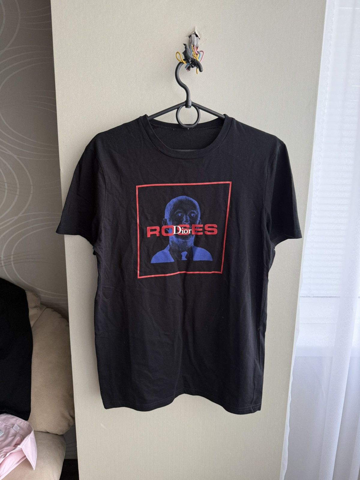 Dior Dior ROSES Blue Face Graphic Frame T-Shirt Limited Edition Size US S / EU 44-46 / 1 - 1 Thumbnail