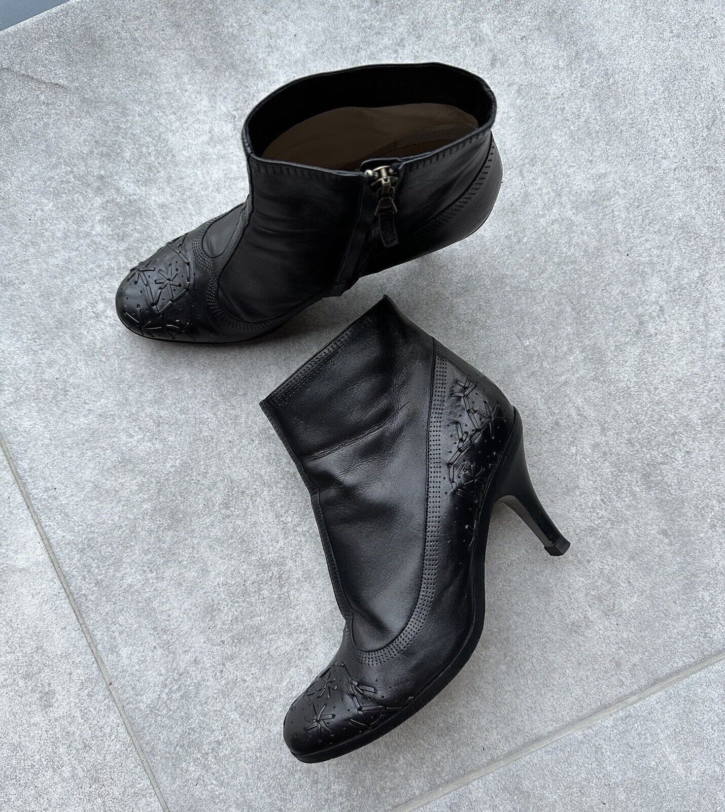 Dries Van Noten Womens Leather Heel Bootie Boots Black