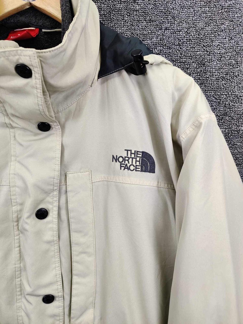 The North Face Vintage The North Face Windbreaker Jacket Size US L / EU 52-54 / 3 - 8 Thumbnail