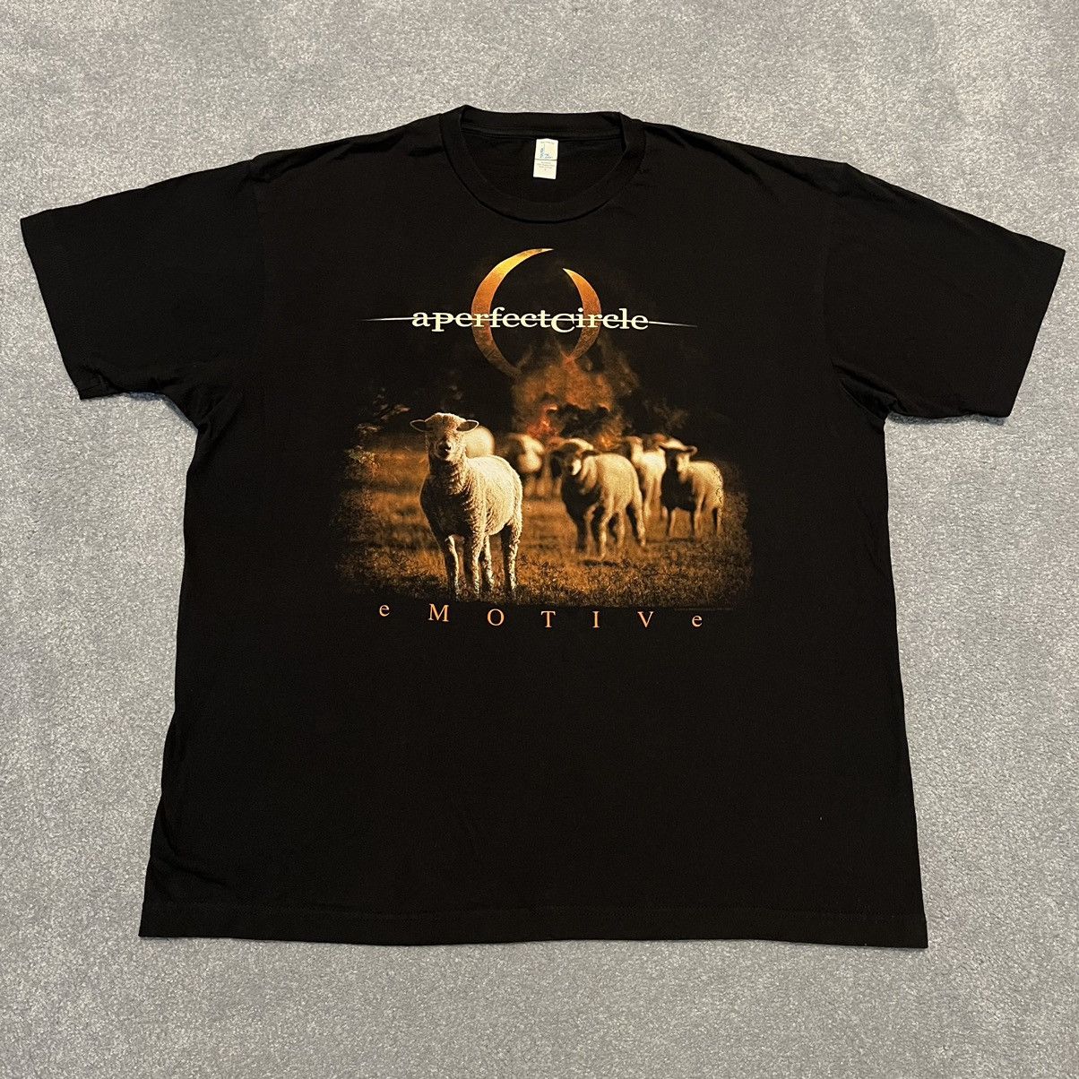 Band Tees Vintage 2000s A Perfect Circle eMOTIVe Sheep Band Tee Shirt Size US L / EU 52-54 / 3 - 2 Thumbnail