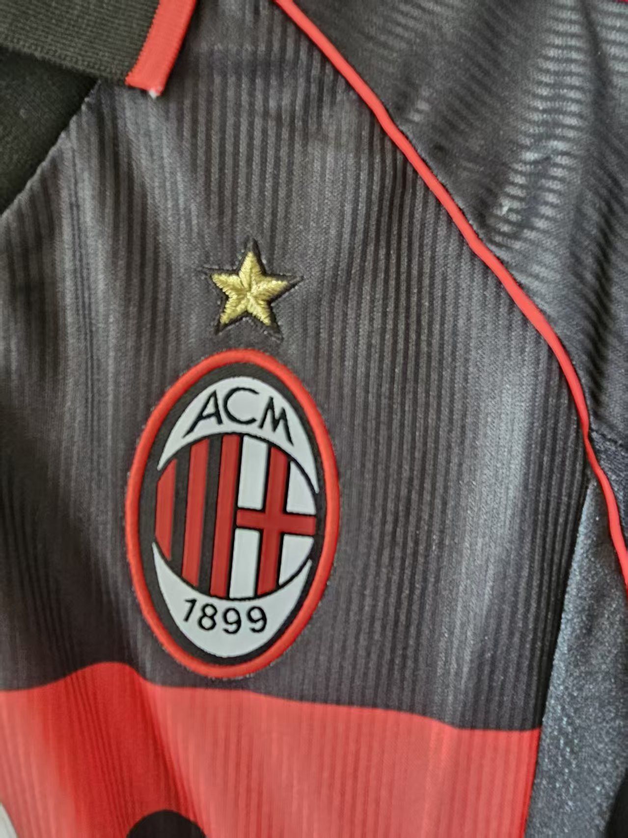 Other 1998 1999 ACM Away retro jersey Size US XL / EU 56 / 4 - 3 Thumbnail