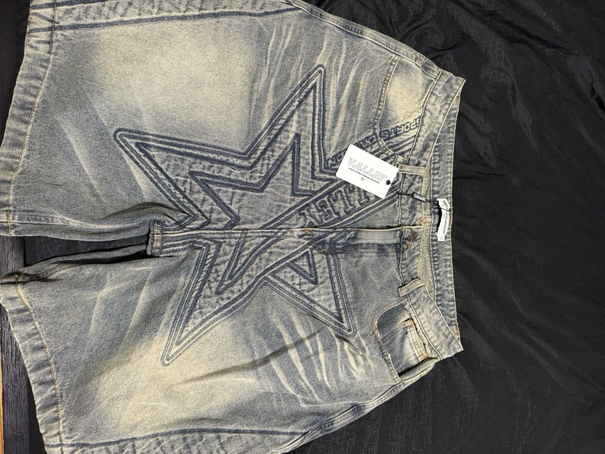 Vale Vale sports denim shorts Size US 34 / EU 50 - 1 Thumbnail