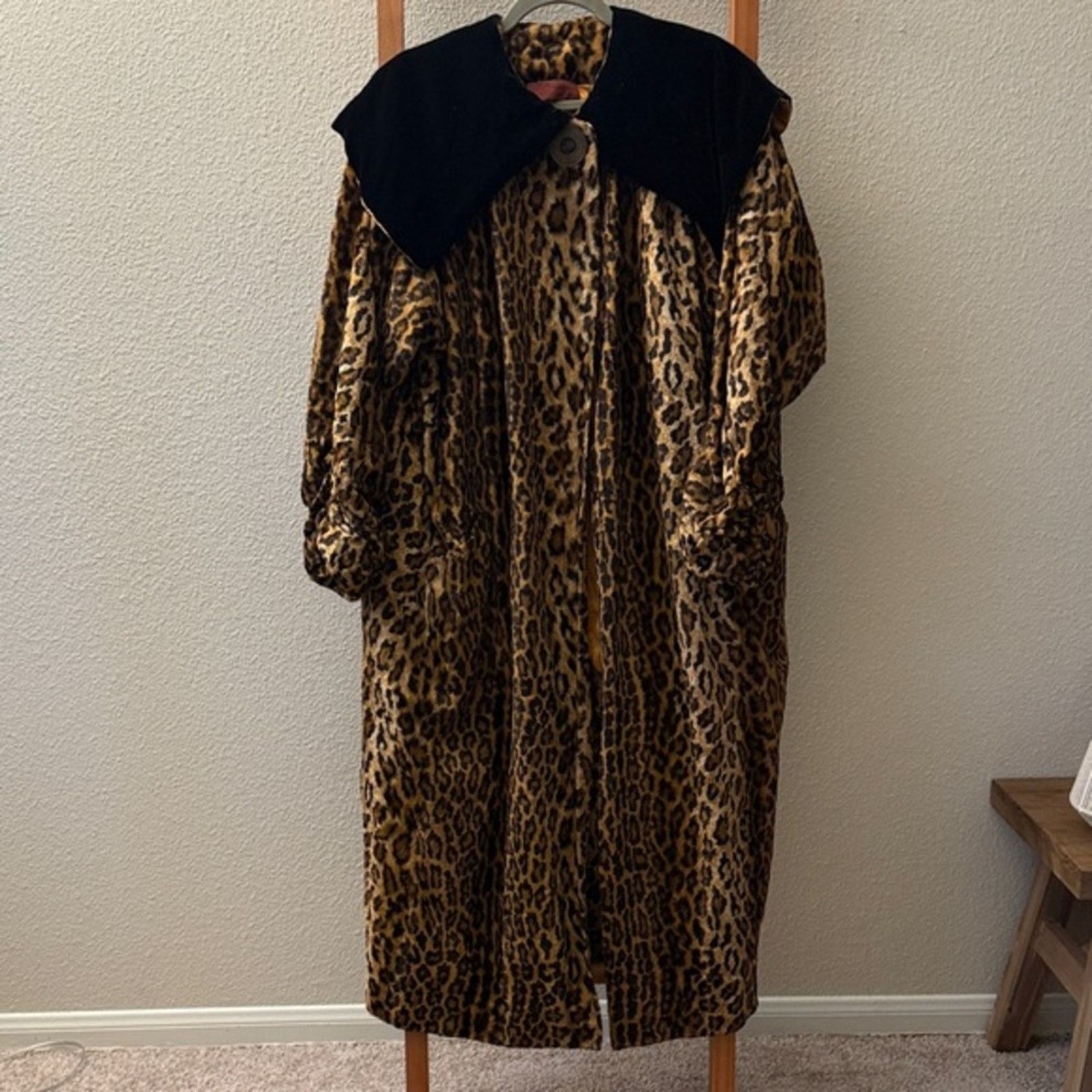 Other Vintage Cathy Waterman Leopard Long Coat with blk caplet Size L / US 10 / IT 46 - 1 Thumbnail