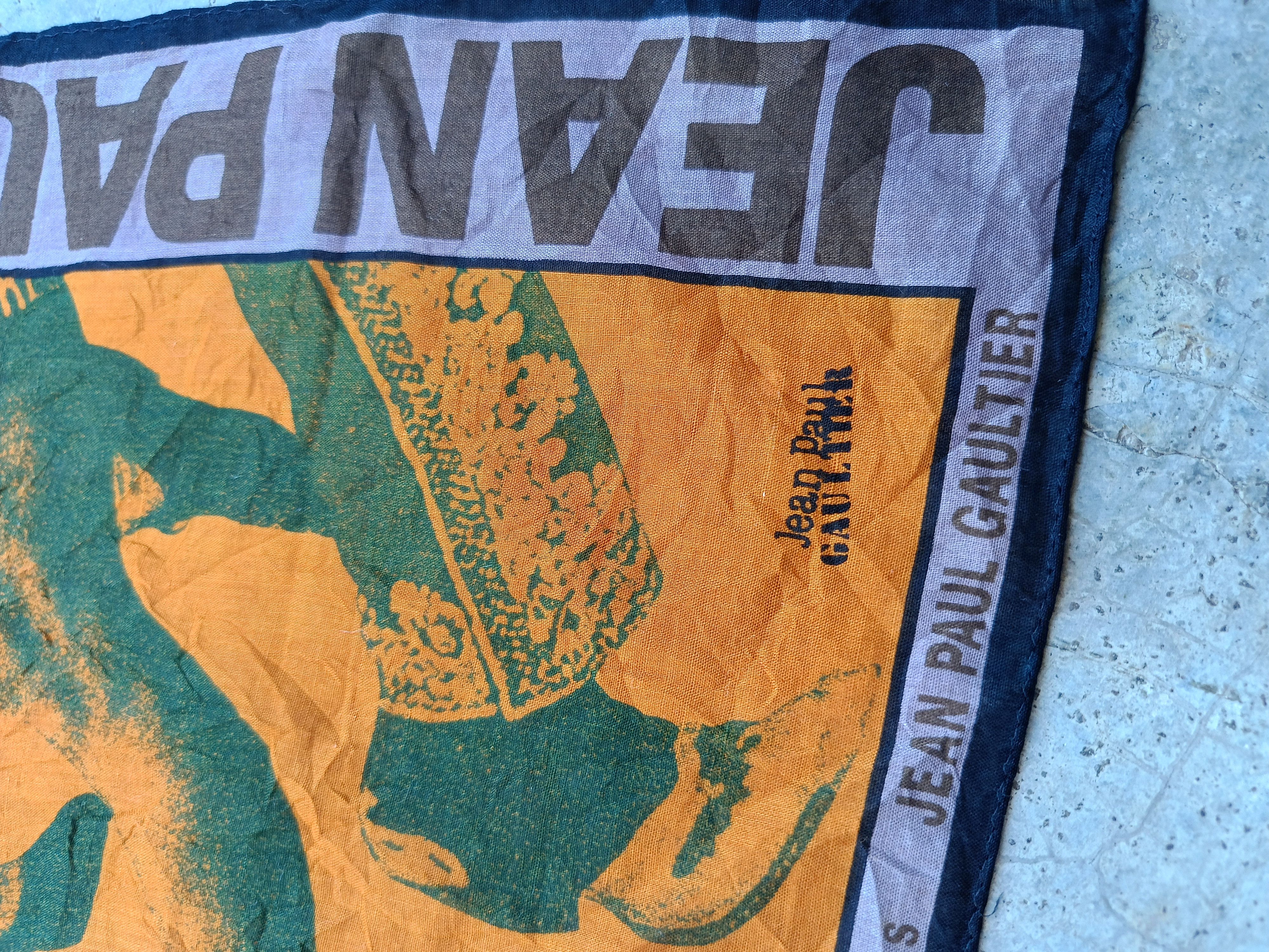 Jean Paul Gaultier 1990s JEAN PAUL GAULTIER ORANGE GRAPHIC SCARF Size ONE SIZE - 9 Thumbnail
