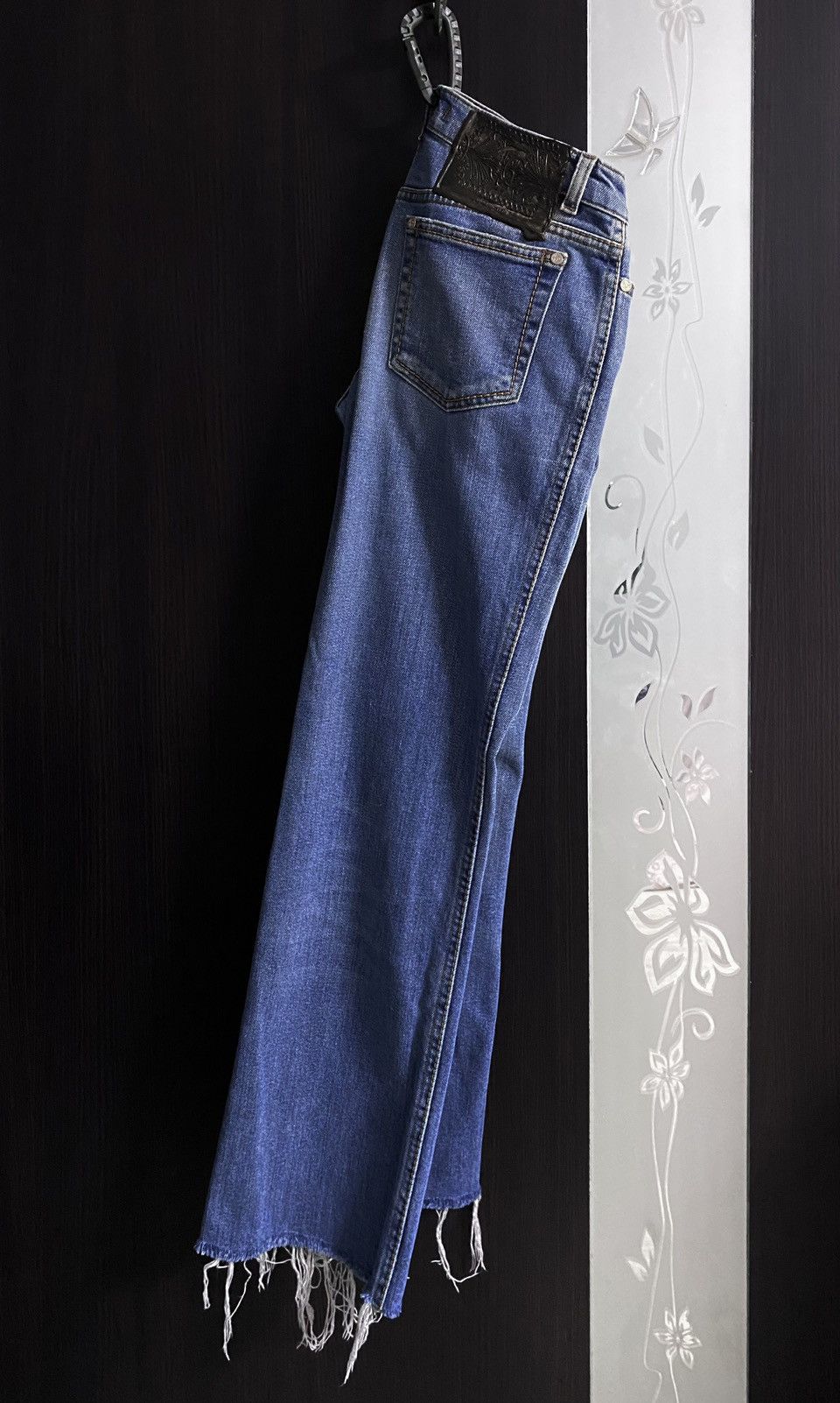 Roberto Cavalli Roberto Cavalli Washed Torn Fringed Distressed Jeans Denim Size 27" / US 4 / IT 40 - 4 Thumbnail