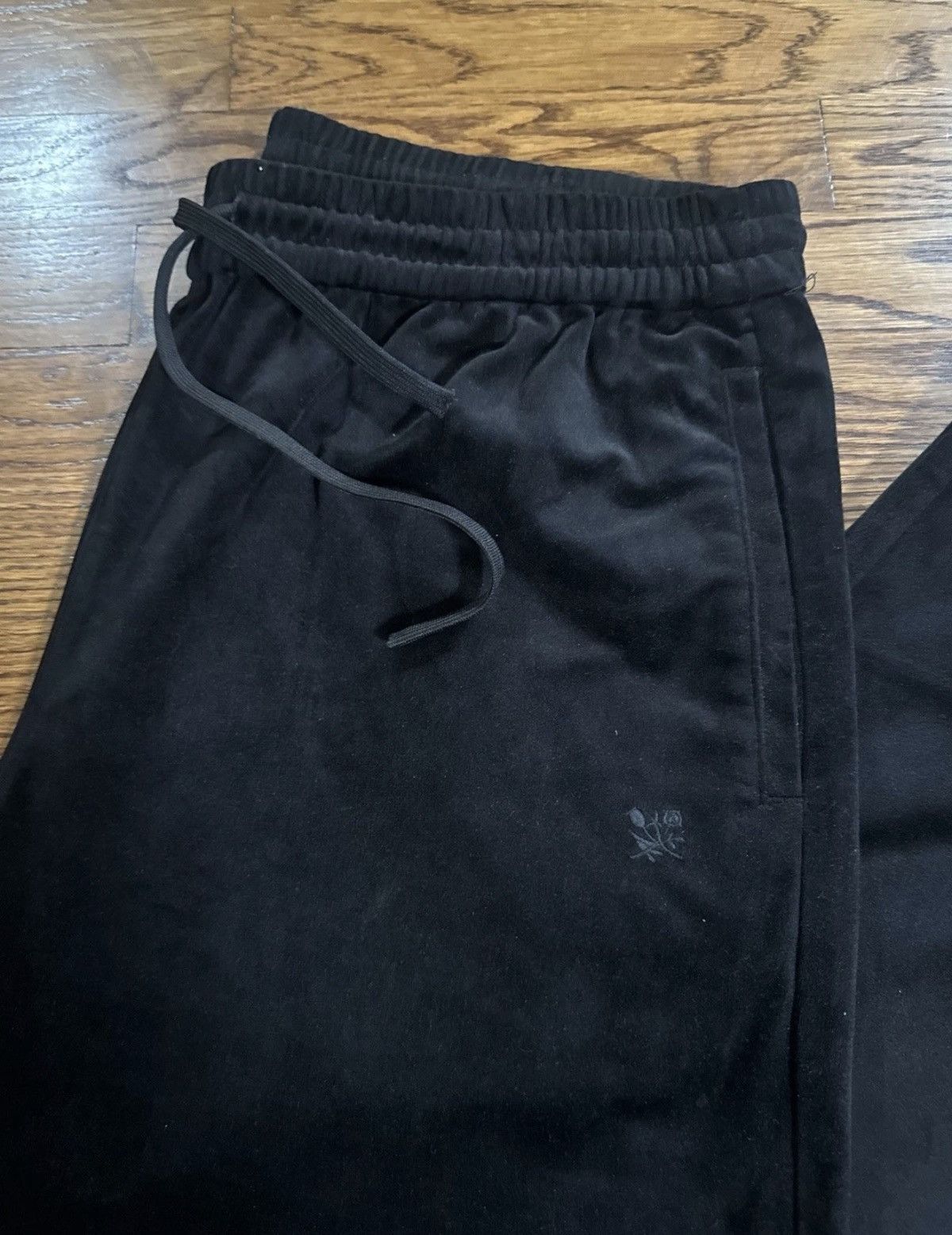 Aime Leon Dore Aime Leon Dore Velour Rose Logo Embroidered Sweatpants XL Size US 36 / EU 52 - 2 Thumbnail