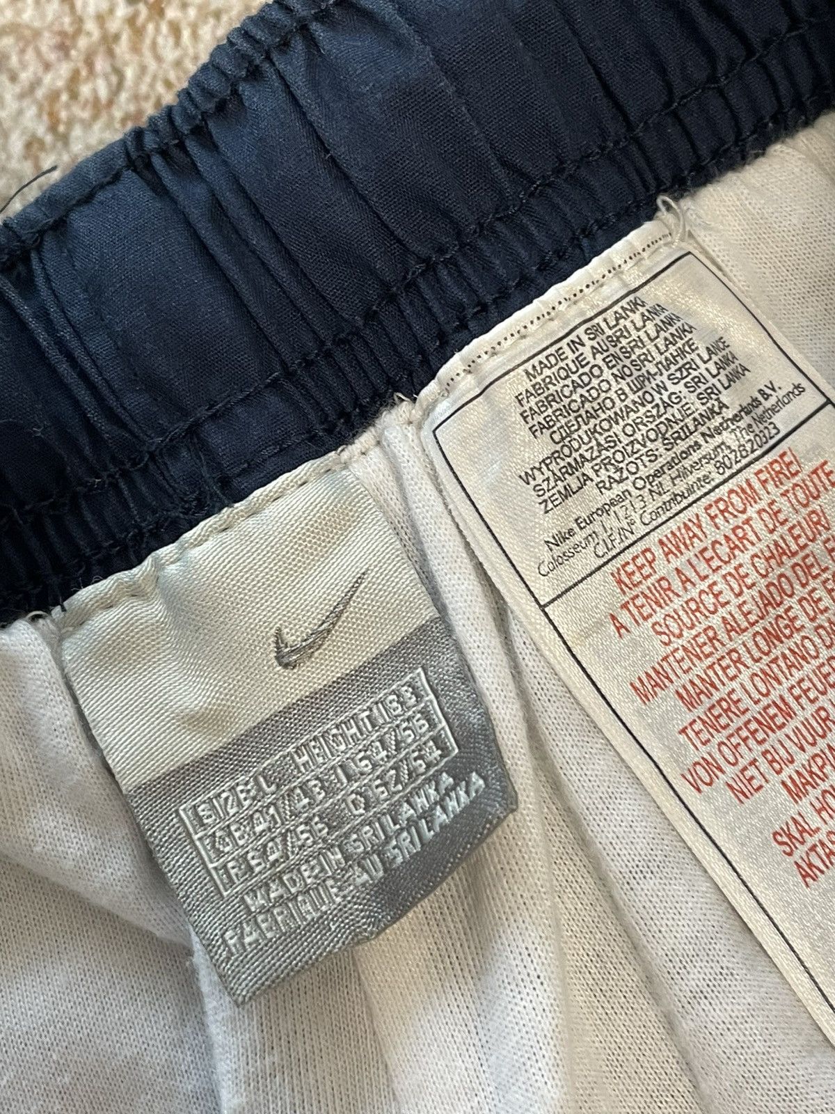 Nike Vintage Nike Nylon Drill Boxy Track Pants Size US 34 / EU 50 - 7 Thumbnail