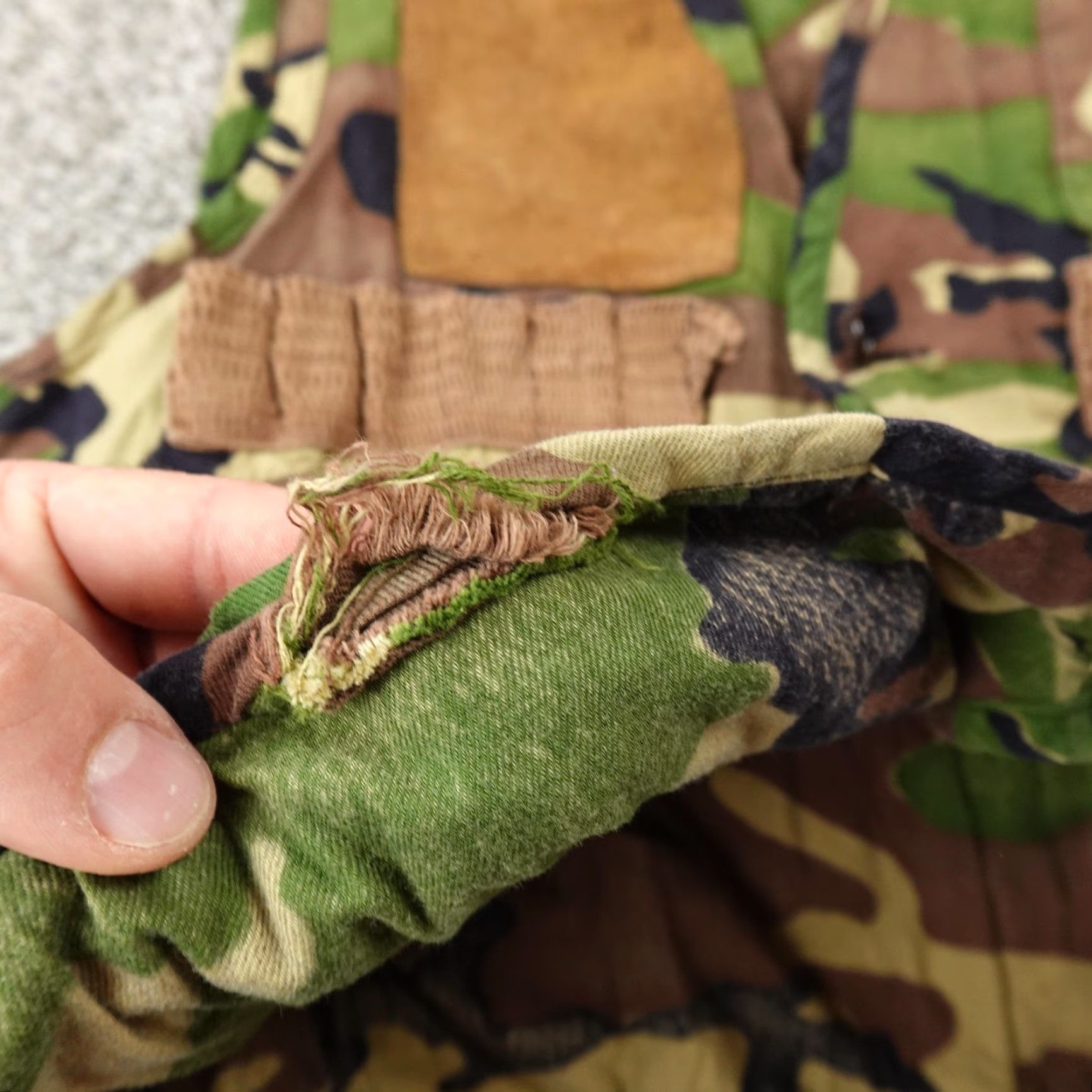 Vintage VINTAGE Caliber Vest Shirt Men M Green Camouflage Hunting Outdoors Pockets Button Military Jacket Size US M / EU 48-50 / 2 - 6 Thumbnail
