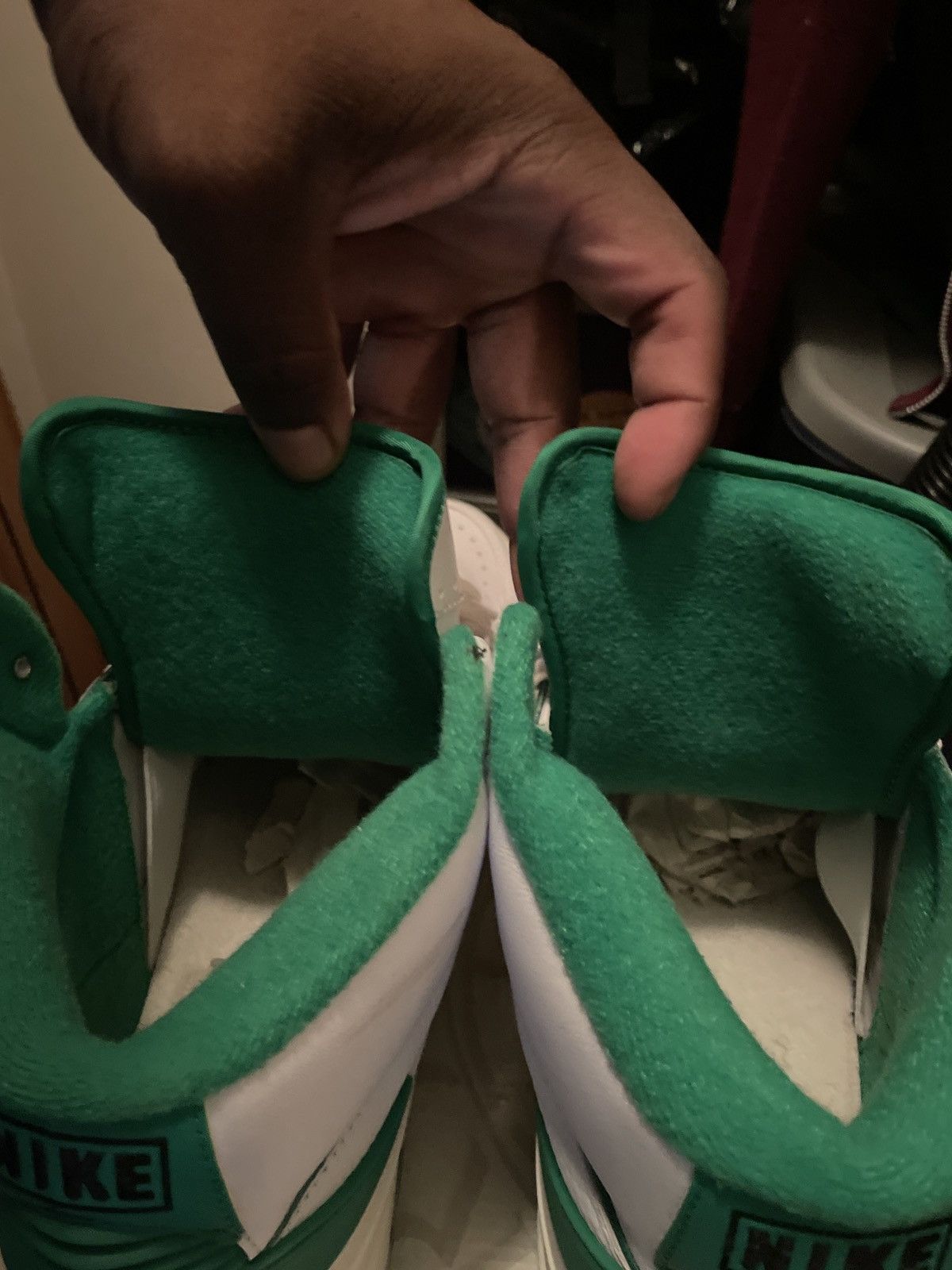Jordan Brand Retr2 Size US 12 / EU 45 - 7 Thumbnail