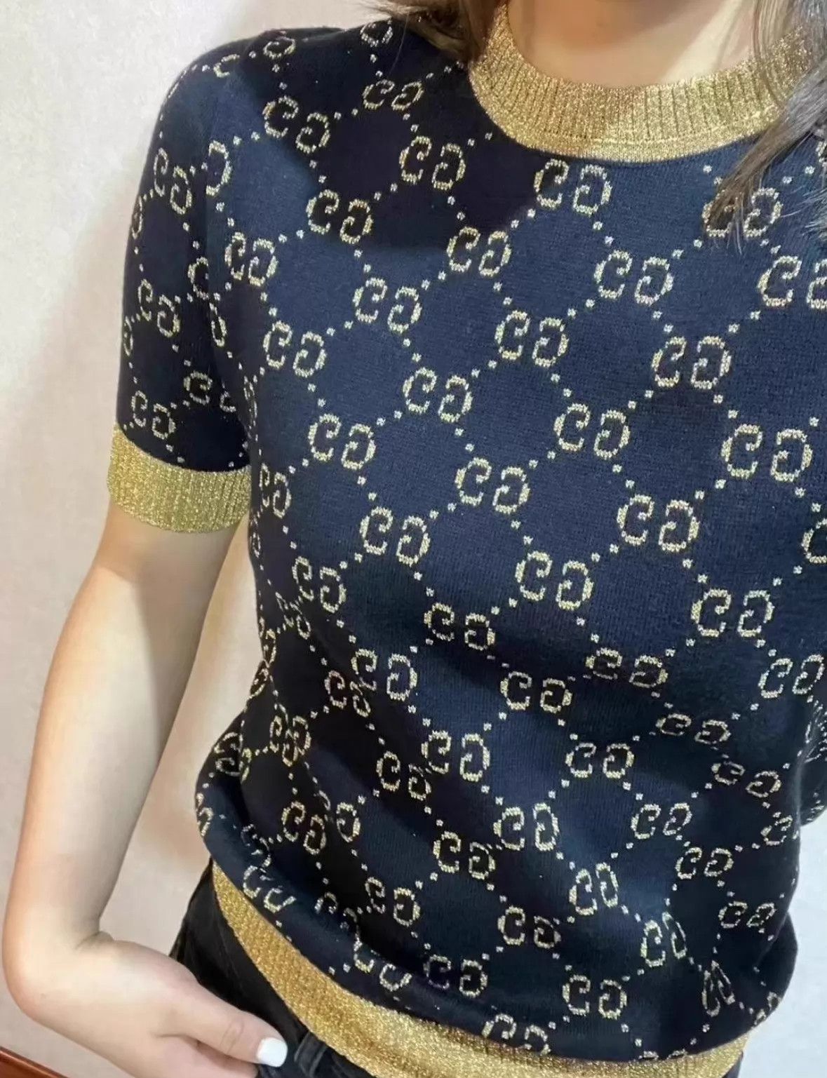 Gucci Gucci Navy Blue Gold Logo Short Sleeve Knit Top L Size L / US 10 / IT 46 - 7 Thumbnail