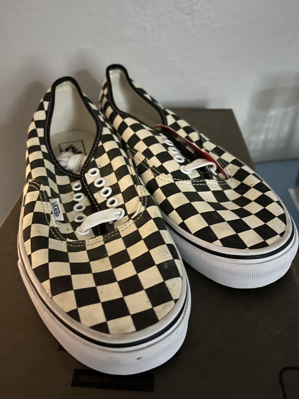 Vans Golden Coast Checkered Vans Size 9 Size US 9 / EU 42 - 5 Thumbnail