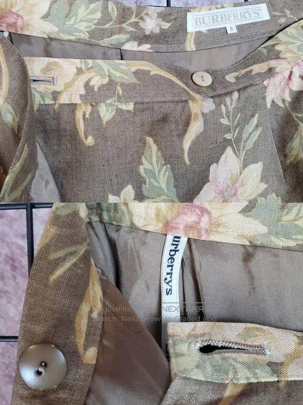 Burberry Burberry Floral A-Line Midi Skirt. Size 23" - 6 Thumbnail