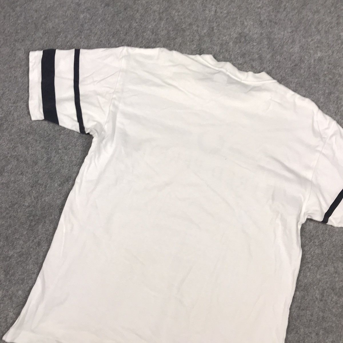 Fred Perry × Vintage Vintage Japan Fred Perry Design Logo Tshirt Size US M / EU 48-50 / 2 - 5 Thumbnail