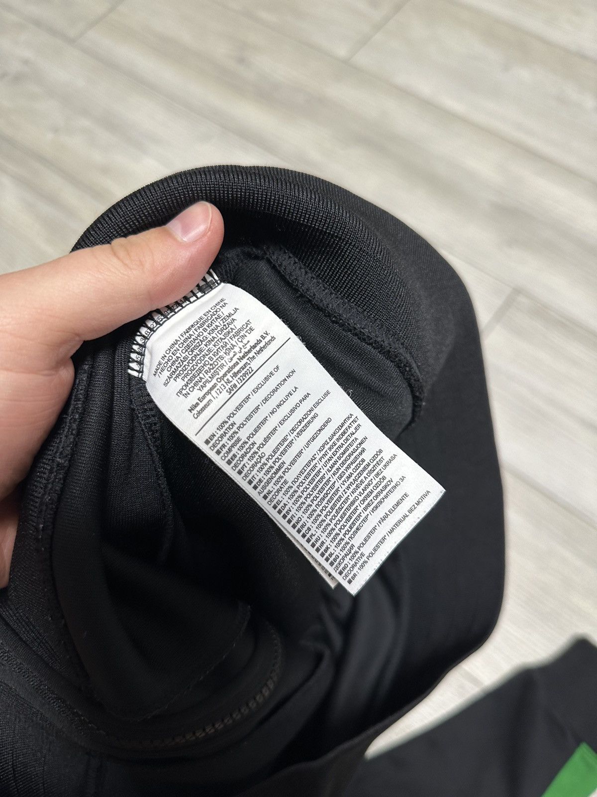 Nike Nike Celtic Vintage Y2k Streetwear Basic Logo Light Jacket Size US S / EU 44-46 / 1 - 8 Thumbnail
