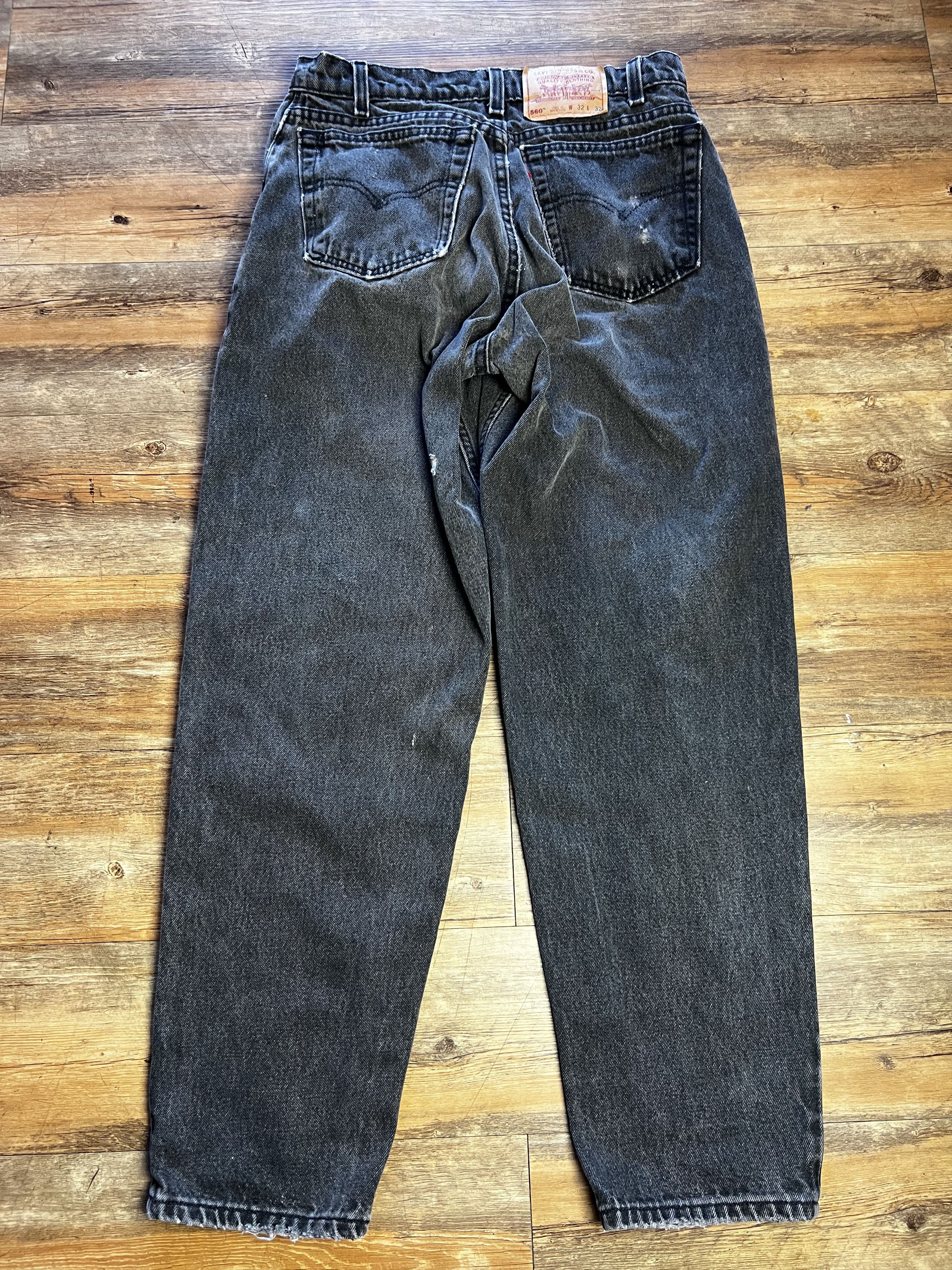 Levi's Vintage 560 Black Levi's Loose Fit Tapered Leg Denim Jeans Size US 30 / EU 46 - 8 Thumbnail