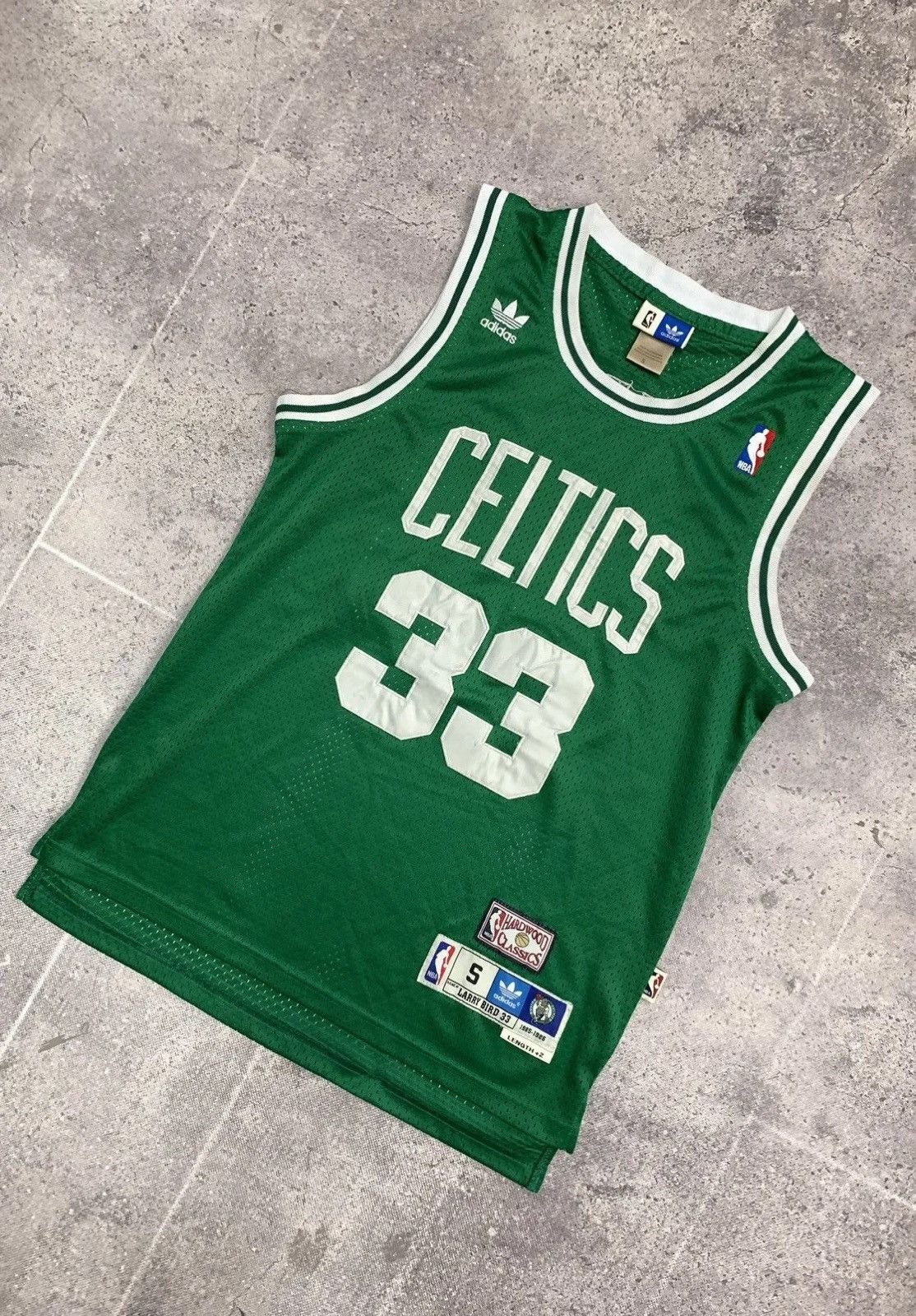 Adidas Larry Bird 33 Boston Celtics adidas nba jersey retro vintage Size US M / EU 48-50 / 2 - 3 Thumbnail