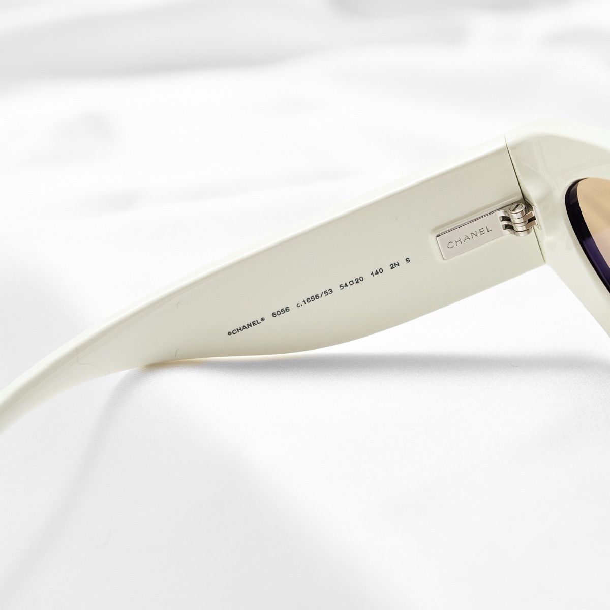 Chanel CHANEL 0CH6056 165653 SUNGLASSES Size ONE SIZE - 5 Thumbnail