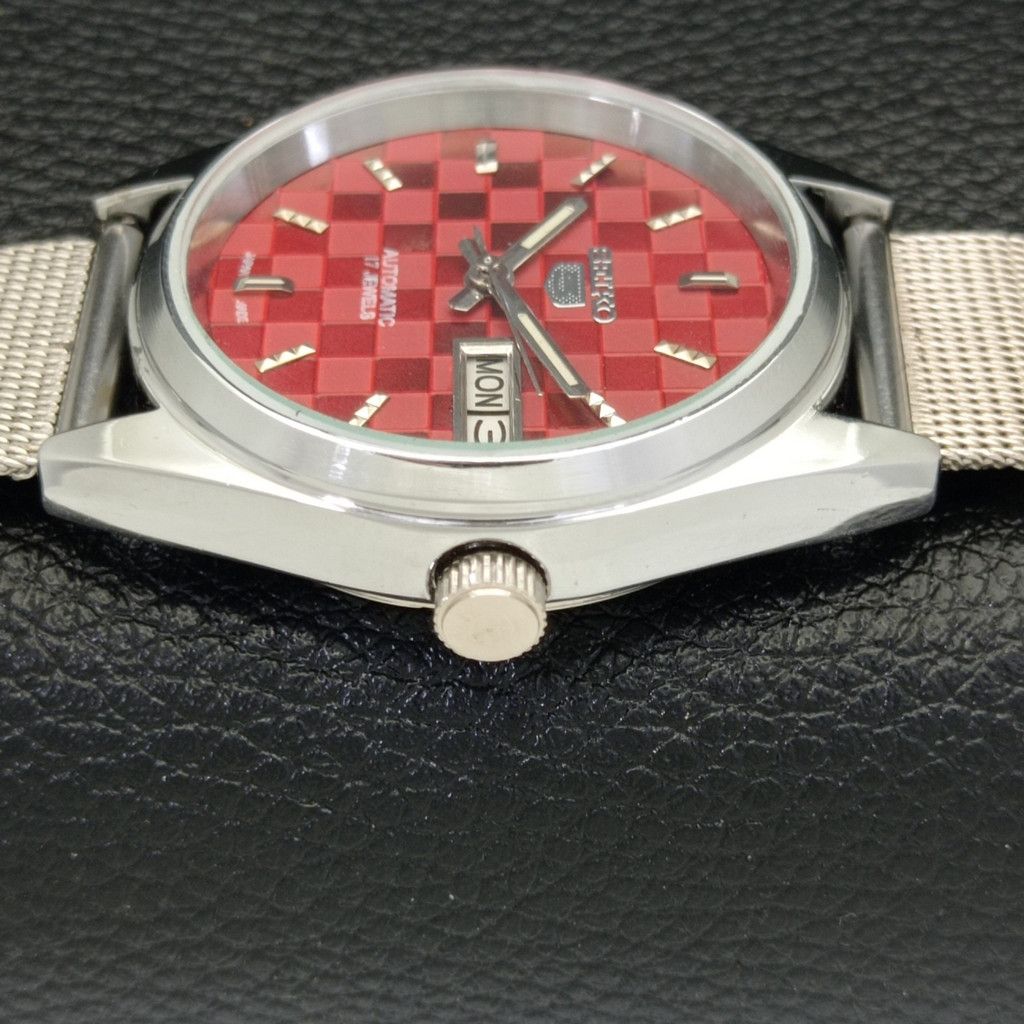 Seiko REFURBISHED VINTAGE SEIKO 5 AUTO JAPAN MENS WATCH a440236 Size 38 - 4 Thumbnail