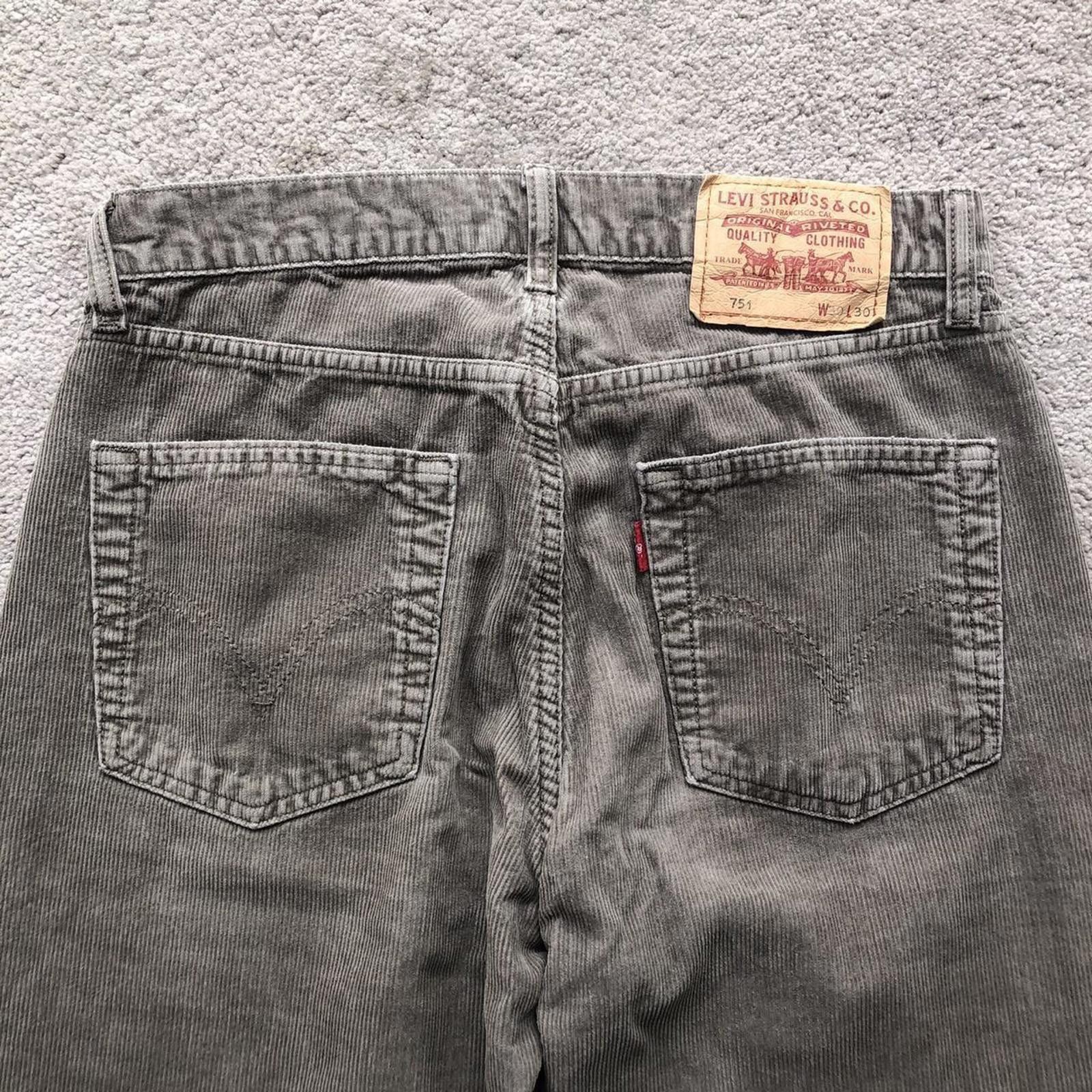 Levi's Vintage Levi’s Corduroy Trousers. Size US 30 / EU 46 - 4 Thumbnail