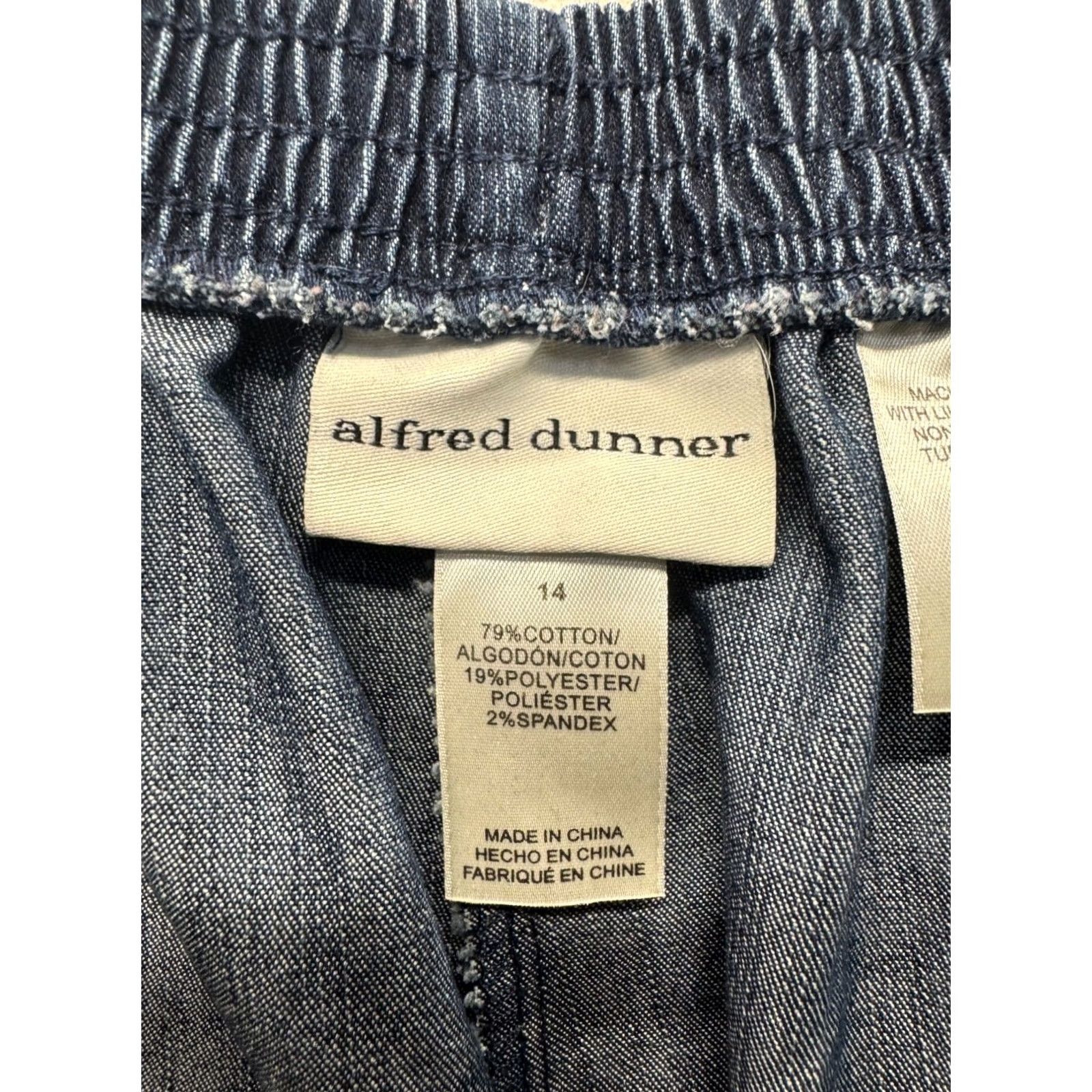 Vintage Alfred Dunner Denim Pants Wide Leg Pull-On Cotton Blend 14 Womens Dress Pants Blue Denim Vintage No (adjusted) Size 36" / US 14 / IT 50 - 3 Thumbnail