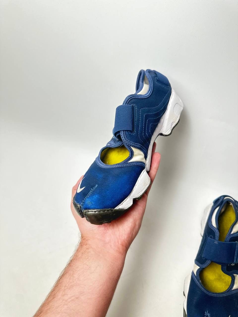 Nike 08s Vintage Ninja Tabi Nike Rift Sandals Japanese Vibe Size US 8 / EU 41 - 3 Thumbnail