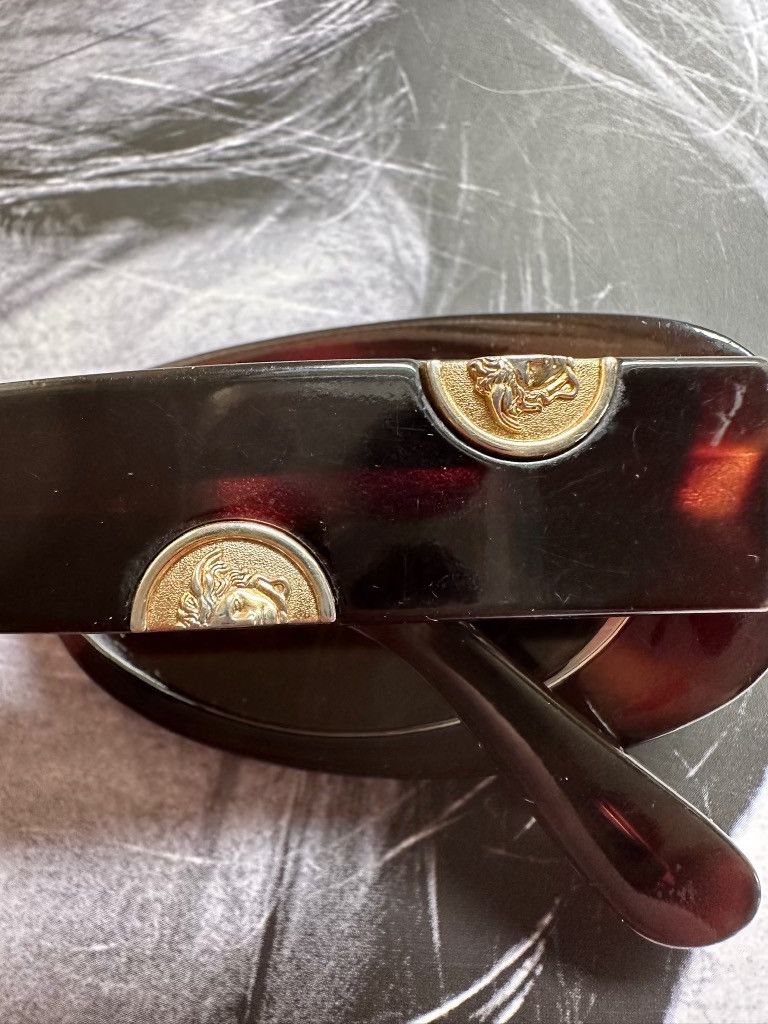 Versace Gianni Versace 1996 Vintage Sunglasses Black Medusa Size ONE SIZE - 10 Thumbnail