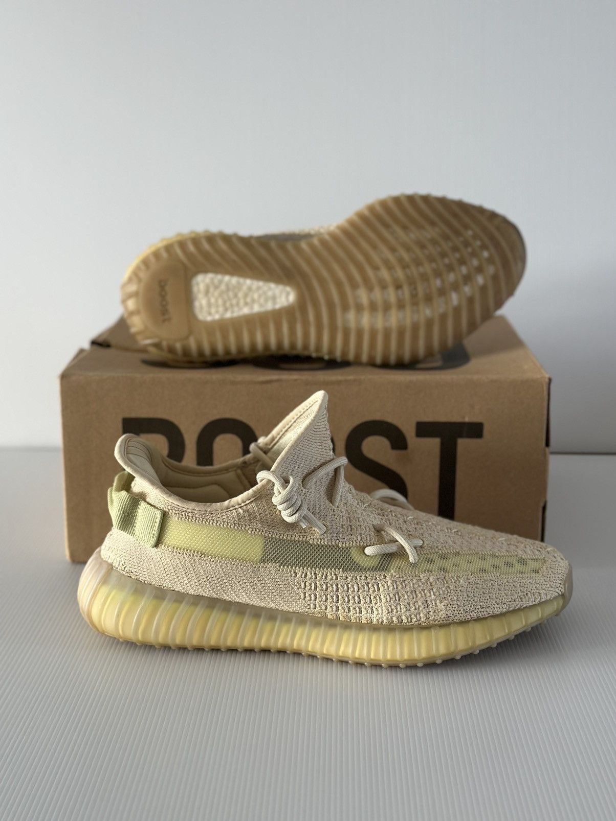 Yeezy Yeezy Boost 350 V2 FLAX Size US 11 / EU 44 - 5 Thumbnail