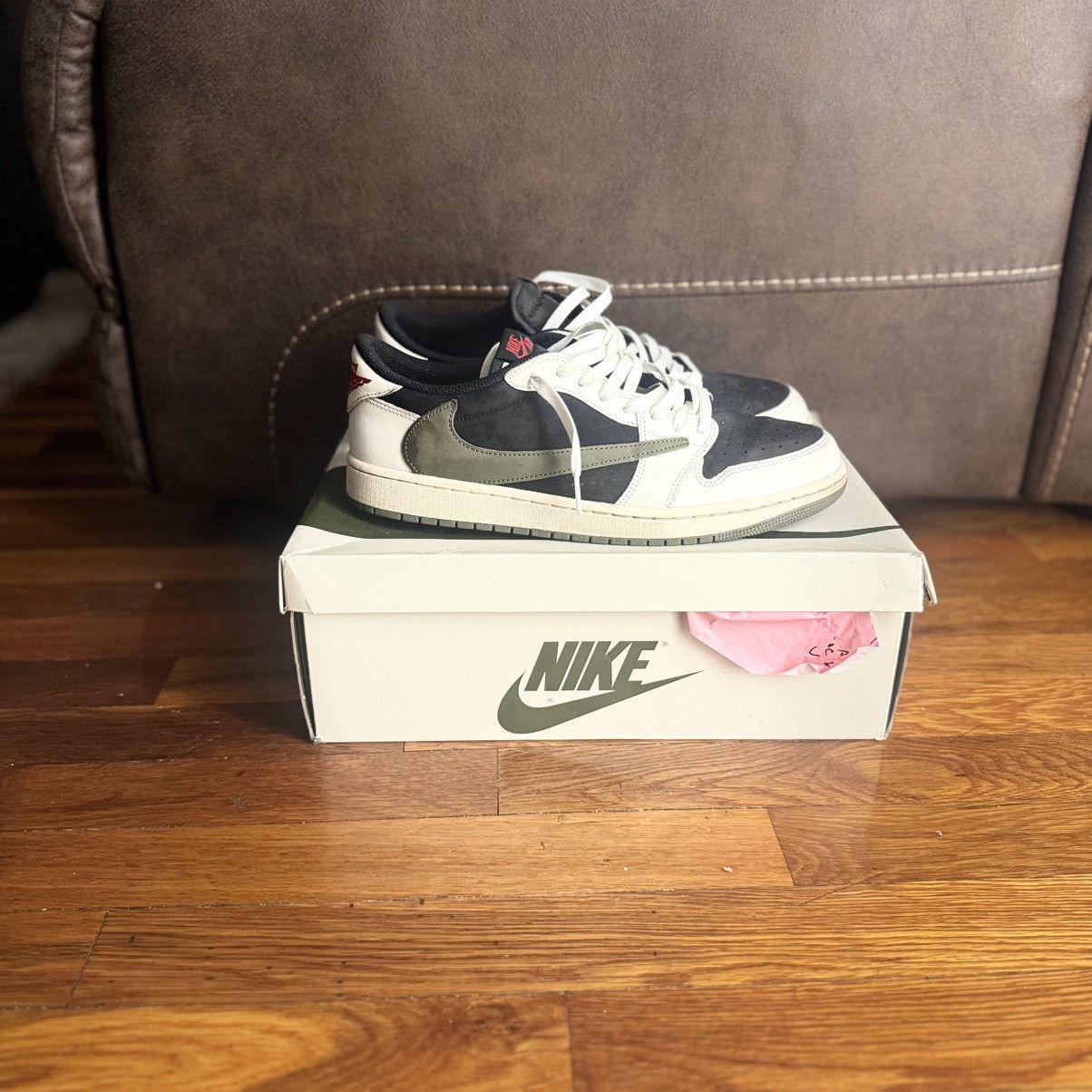 Jordan Brand × Travis Scott Travis Scott x Wmns Air Jordan 1 Retro Low Og Sp Olive Size US 10.5 / EU 43-44 - 1 Thumbnail