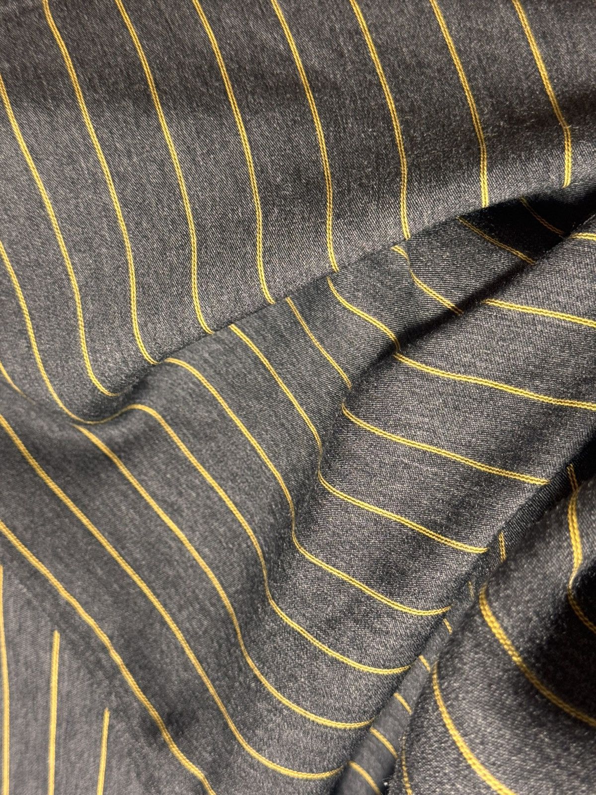 Cerruti 1881 cerruti 1881 oversized fluid stripped shirt 38 runway Size US S / EU 44-46 / 1 - 11 Thumbnail