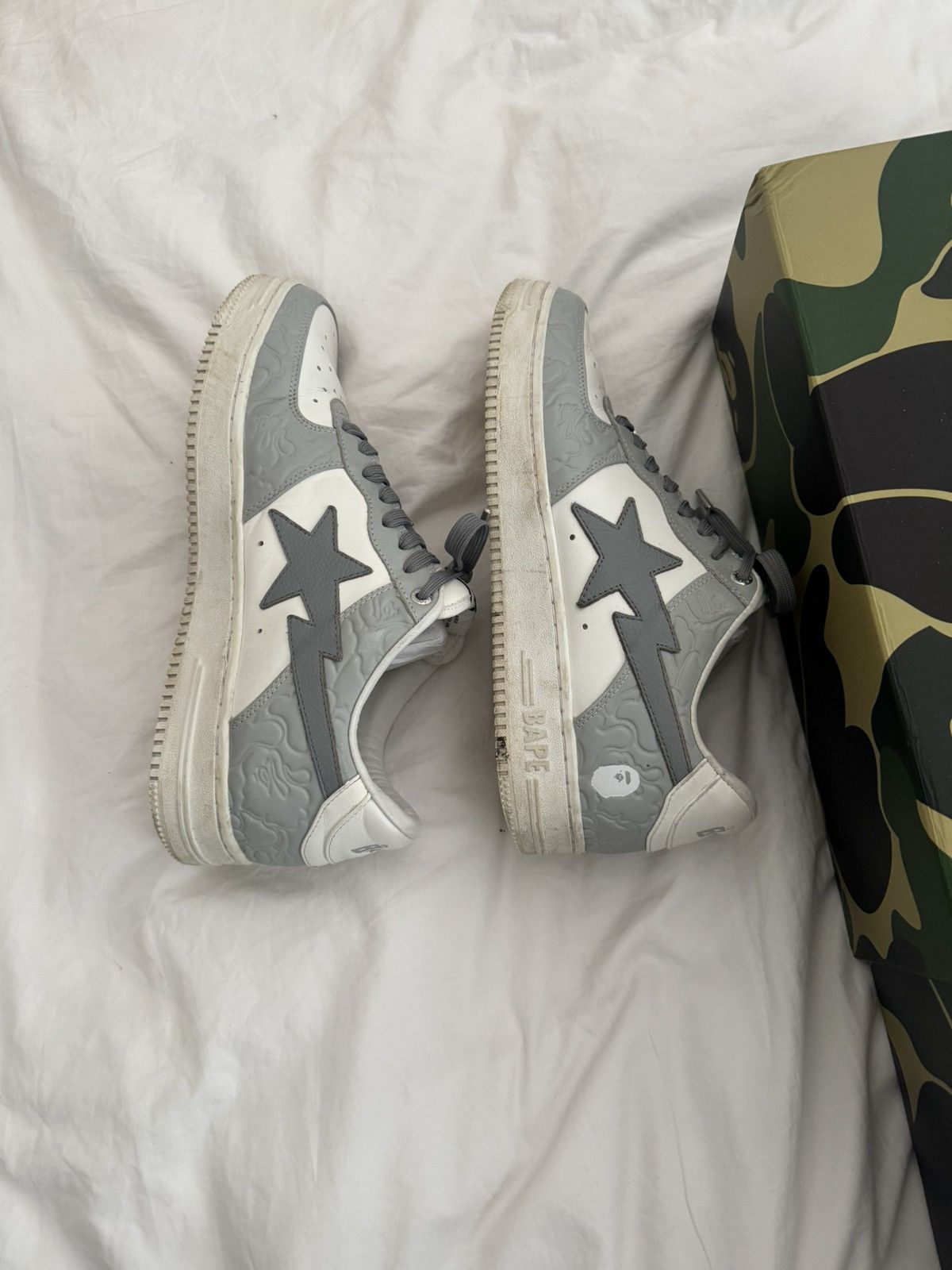 Bape A Bathing Ape Bapesta #4 M1 grey/white mens size 11 Size US 11 / EU 44 - 3 Thumbnail