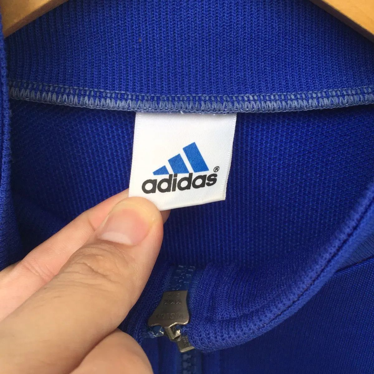 Adidas Vintage 90s Adidas Trefoil Small Logo | Nirasaki Soccer | M Size US M / EU 48-50 / 2 - 7 Thumbnail