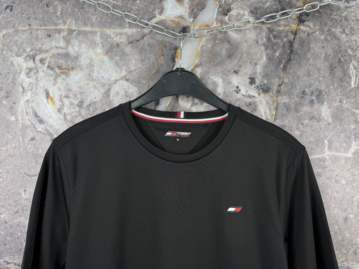 Tommy Hilfiger Men’s Tommy Hilfiger Black T-Shirt Sportswear Size XL Size US XL / EU 56 / 4 - 2 Thumbnail