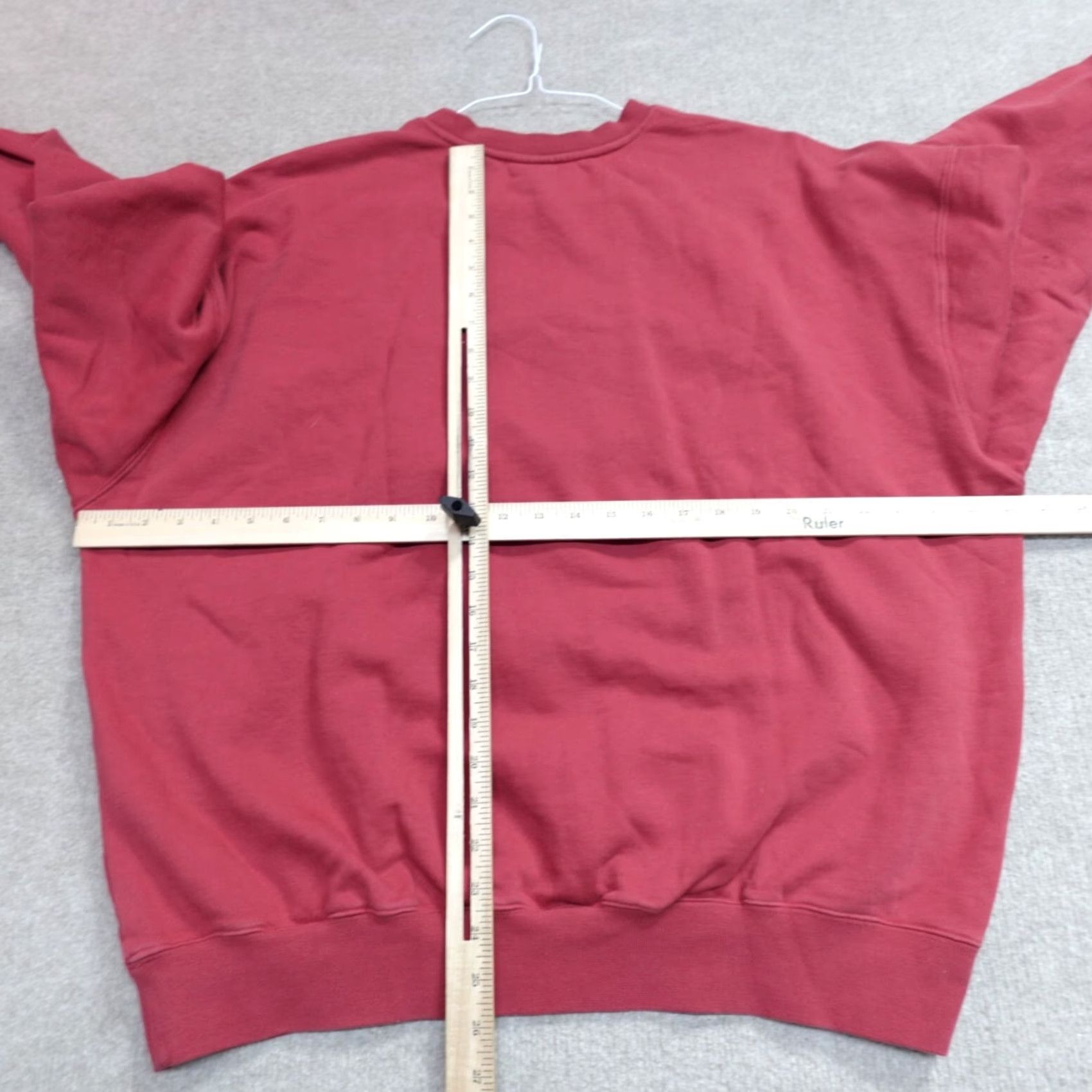Vintage VINTAGE Wah Yan Ching Nin Sweatshirt XL Red Embroidered Jersey Cotton Blend Mens Pullover Crew Neck Long Sleeve 1990s? Size US XL / EU 56 / 4 - 5 Thumbnail