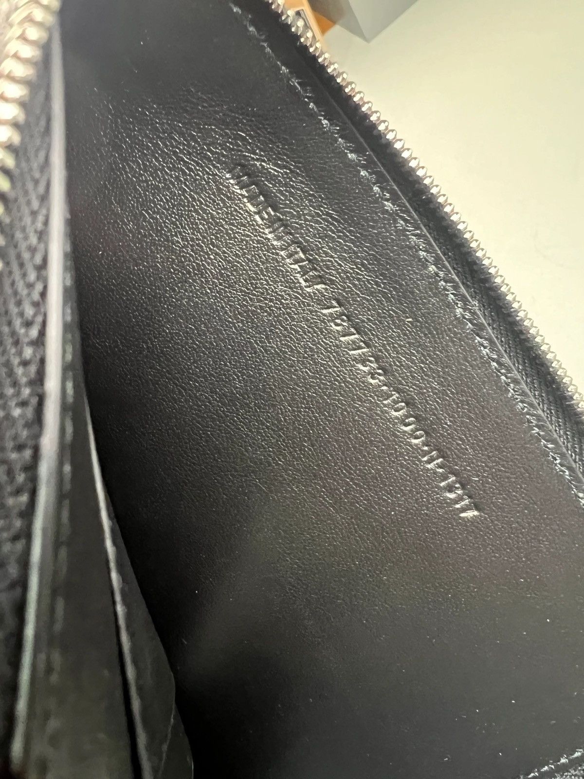 Balenciaga BALENCIAGA SS24 PASSPORT PHONE HOLDER SZ:OS Size ONE SIZE - 7 Thumbnail
