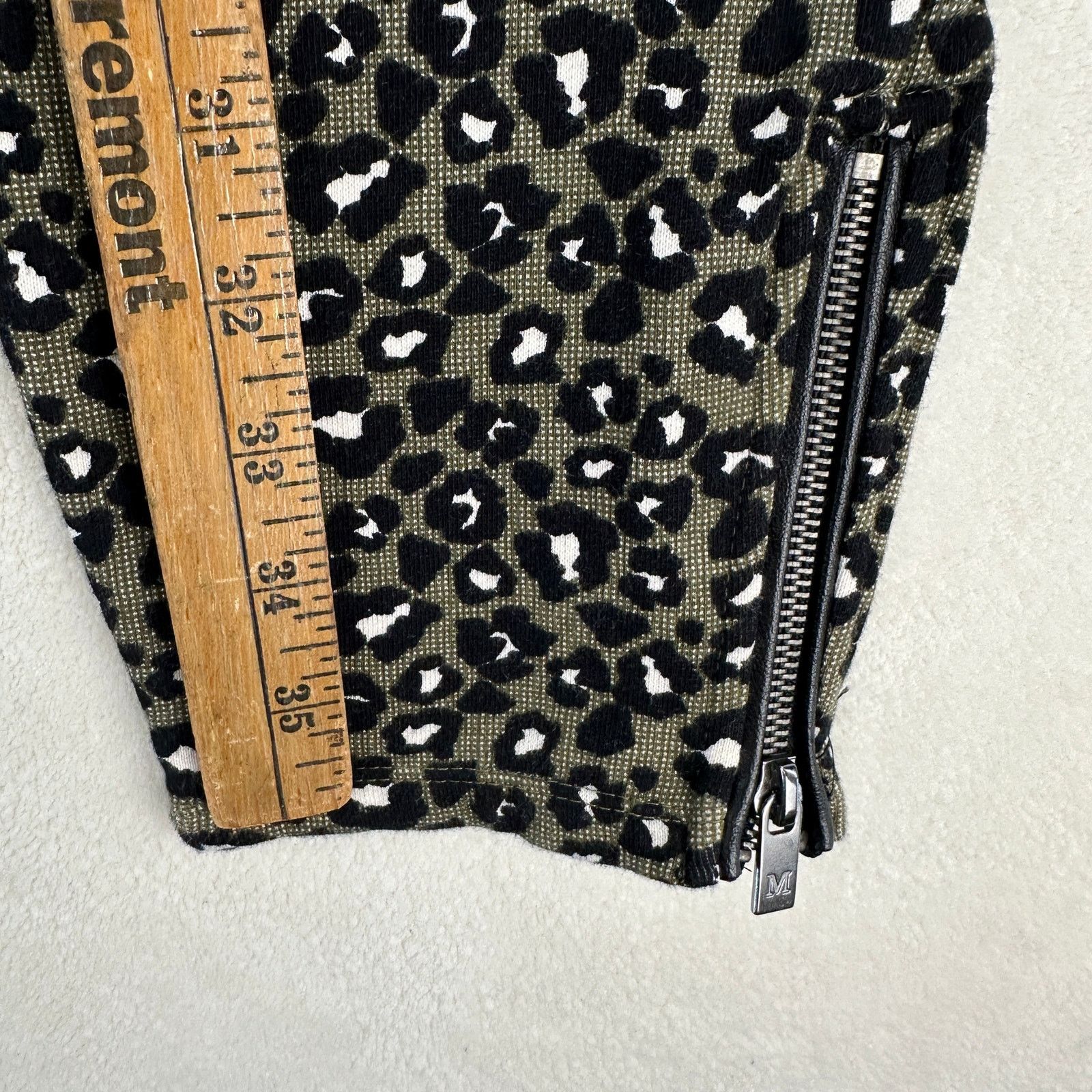 Scotch & Soda SCOTCH & SODA WOMEN'S SIZE 3 OLIVE GREEN LEOPARD PRINT TROE Size 32" / US 10 / IT 46 - 8 Thumbnail