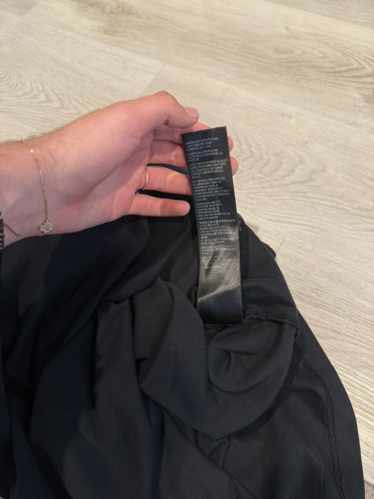 Balenciaga s/s 2021 oversized long sleeve!! Size US M / EU 48-50 / 2 - 10 Thumbnail
