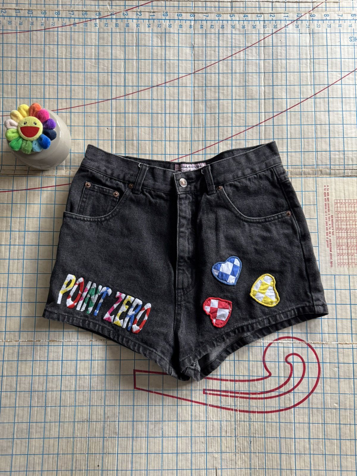 Point Zero × Vintage Vintage Point Zero x Nicole Benisti Women’s Jean Shorts Size 29" - 2 Thumbnail
