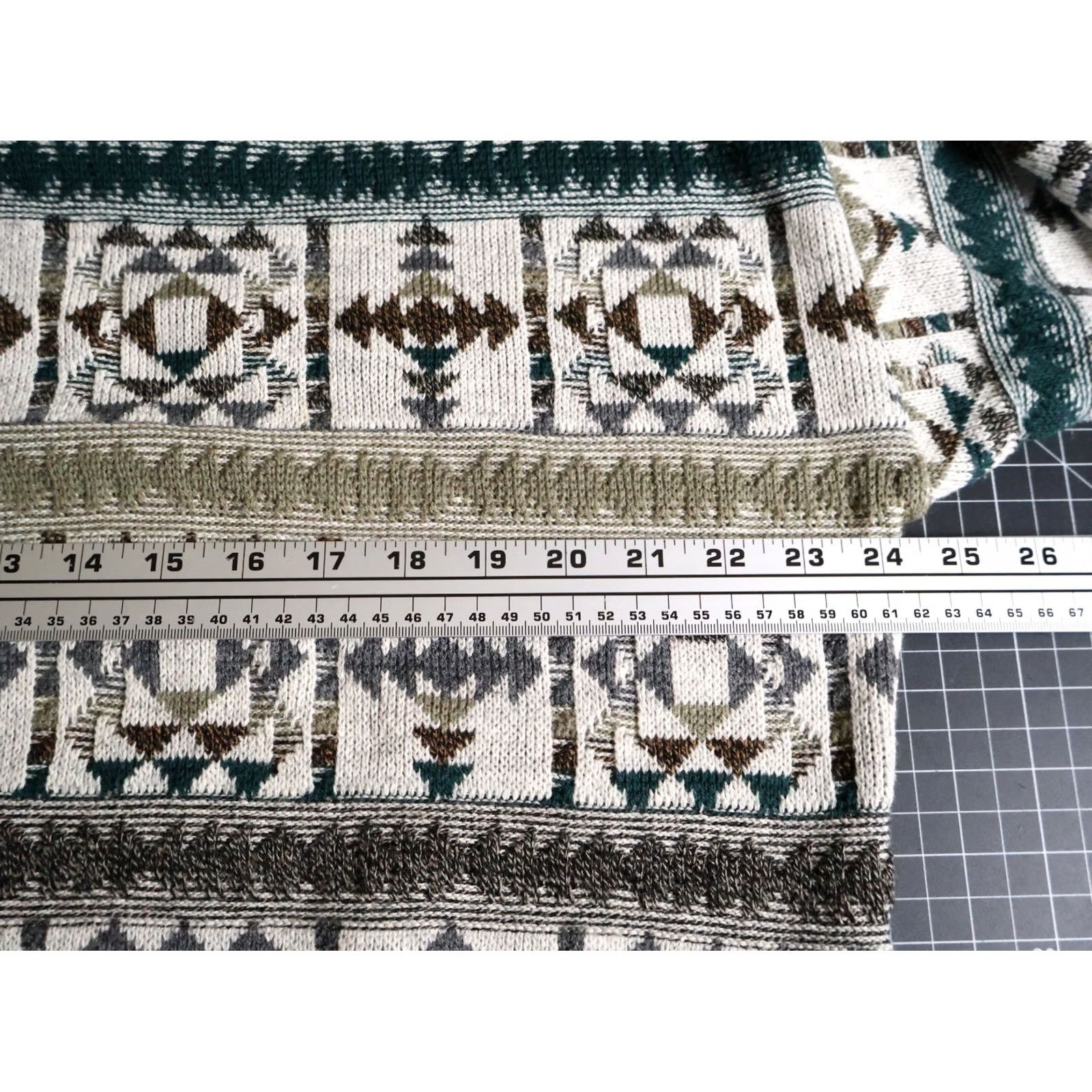 Vintage VINTAGE St. John's Bay Sweater Men's XL Gray Geometric Knit 90s Southwestern Aztec Size US XL / EU 56 / 4 - 6 Thumbnail