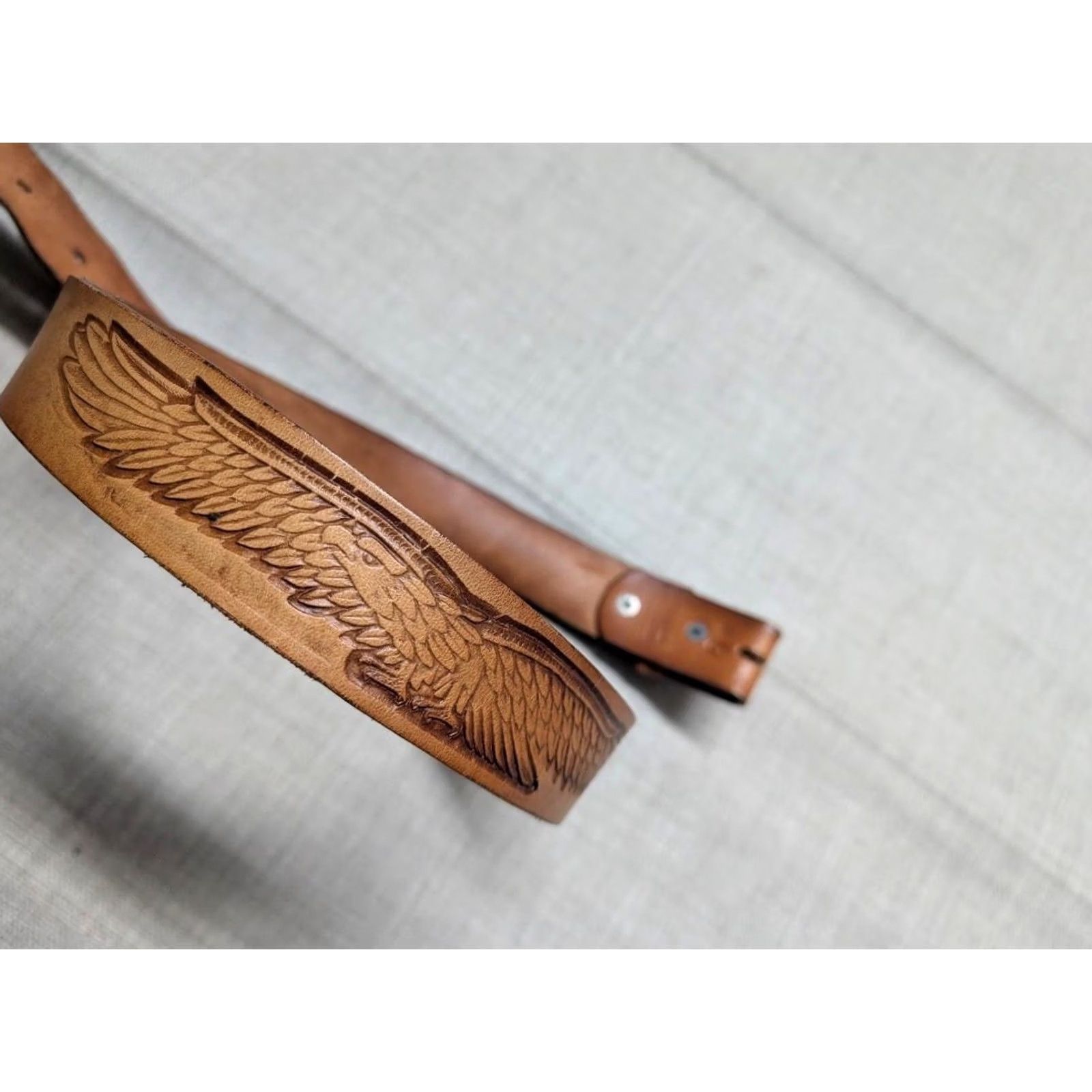 Vintage VINTAGE hand crafted brown leather tooled western belt Eagle 40 Men belts XS? Size 40 - 6 Thumbnail