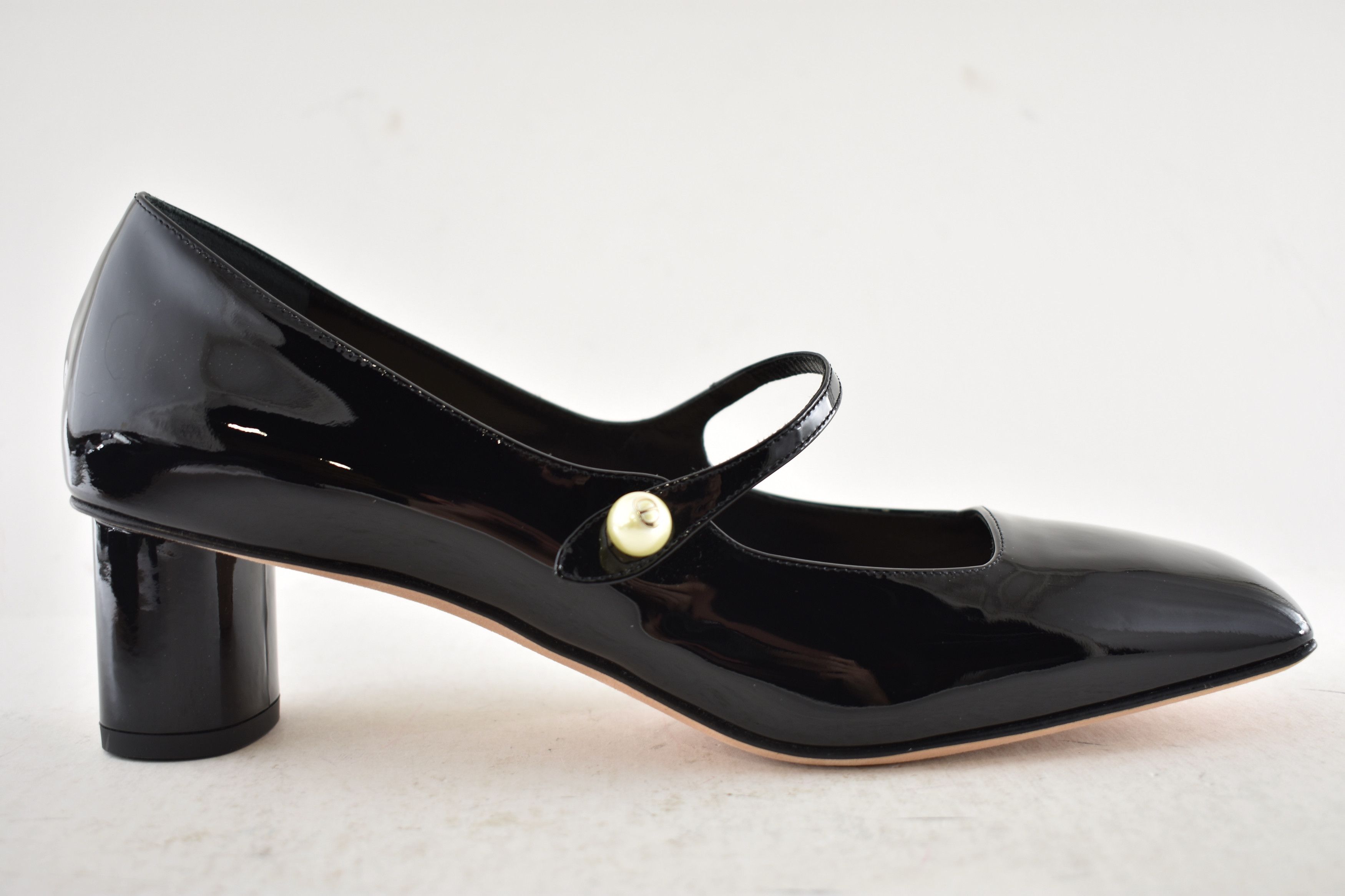 Dior Dior Jolie Patent Maryjane Pearl Strap Heel Pump 39.5 Size US 9.5 / IT 39.5 - 2 Thumbnail