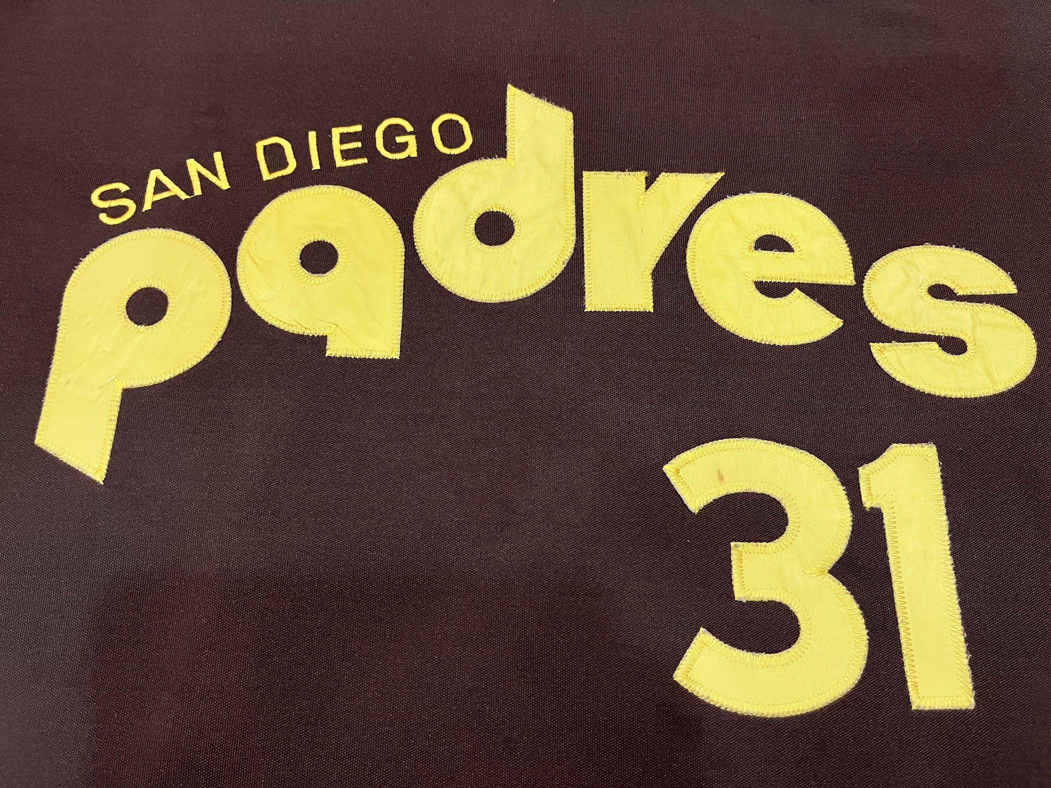 Vintage Baseball Legends MLB San Diego Padres WINFIELD #31 Jersey Size US XL / EU 56 / 4 - 2 Thumbnail